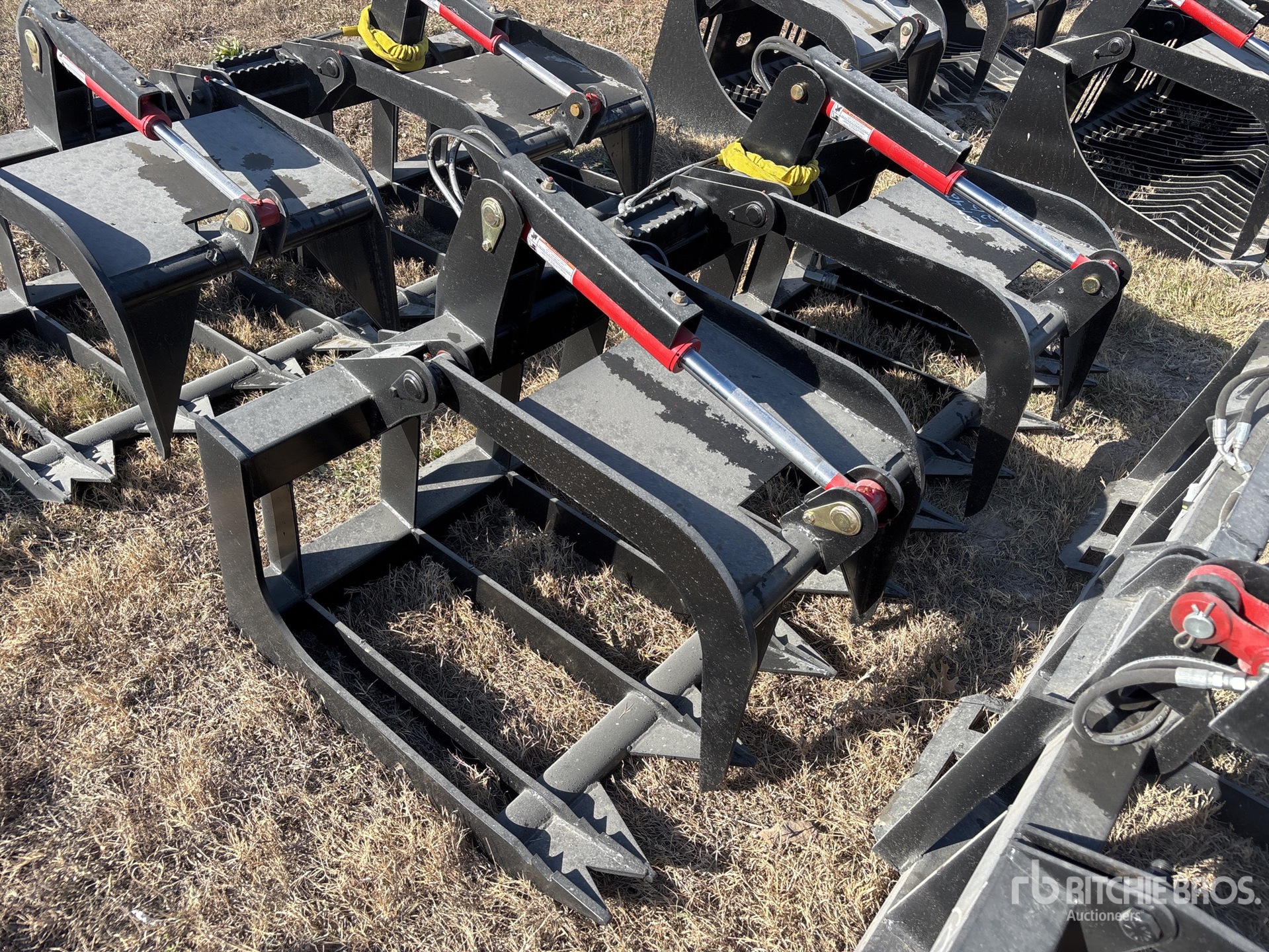 General Appearance with Bild, Ecke vorne rechts