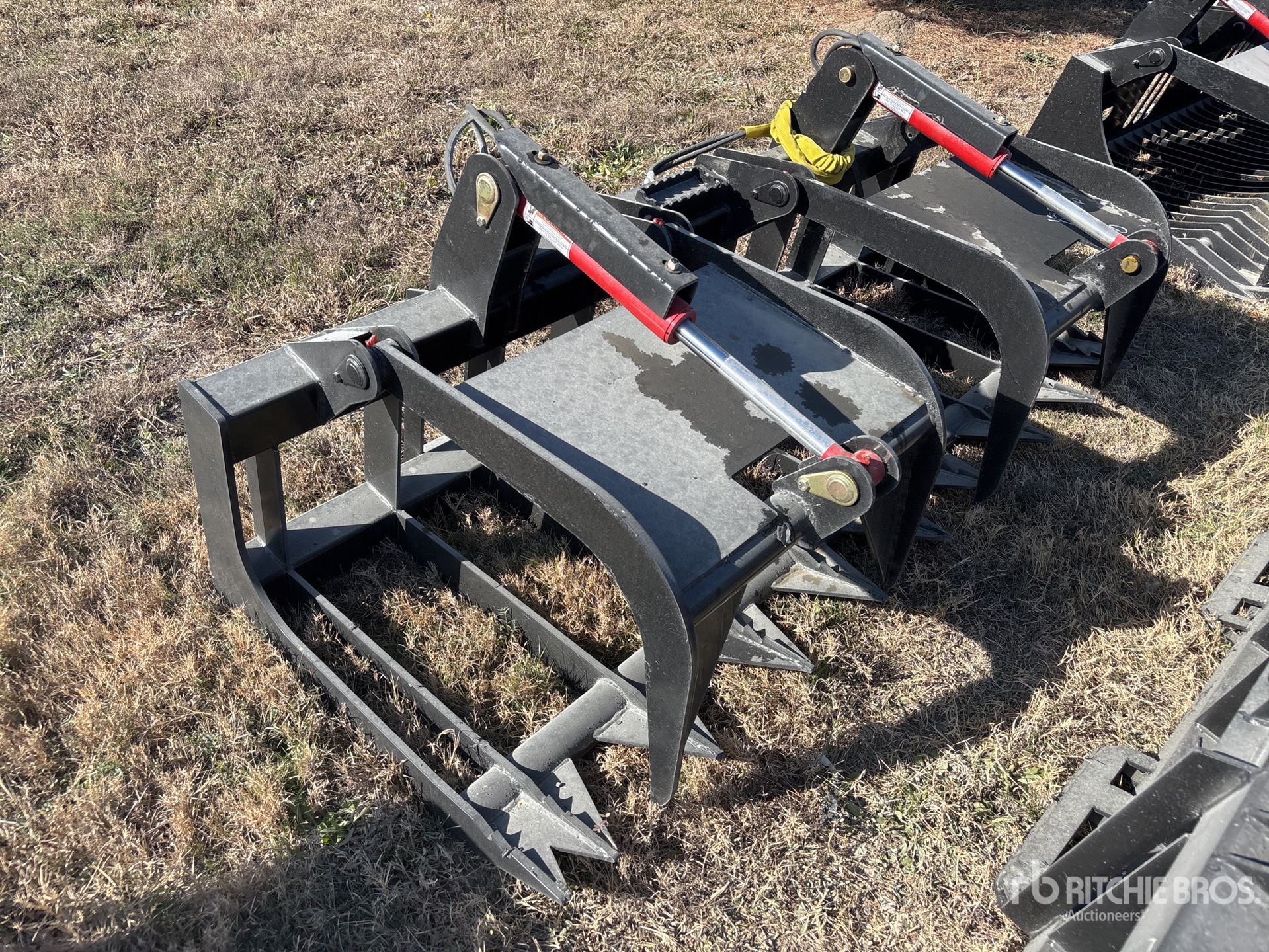 General Appearance with Bild, Ecke vorne rechts