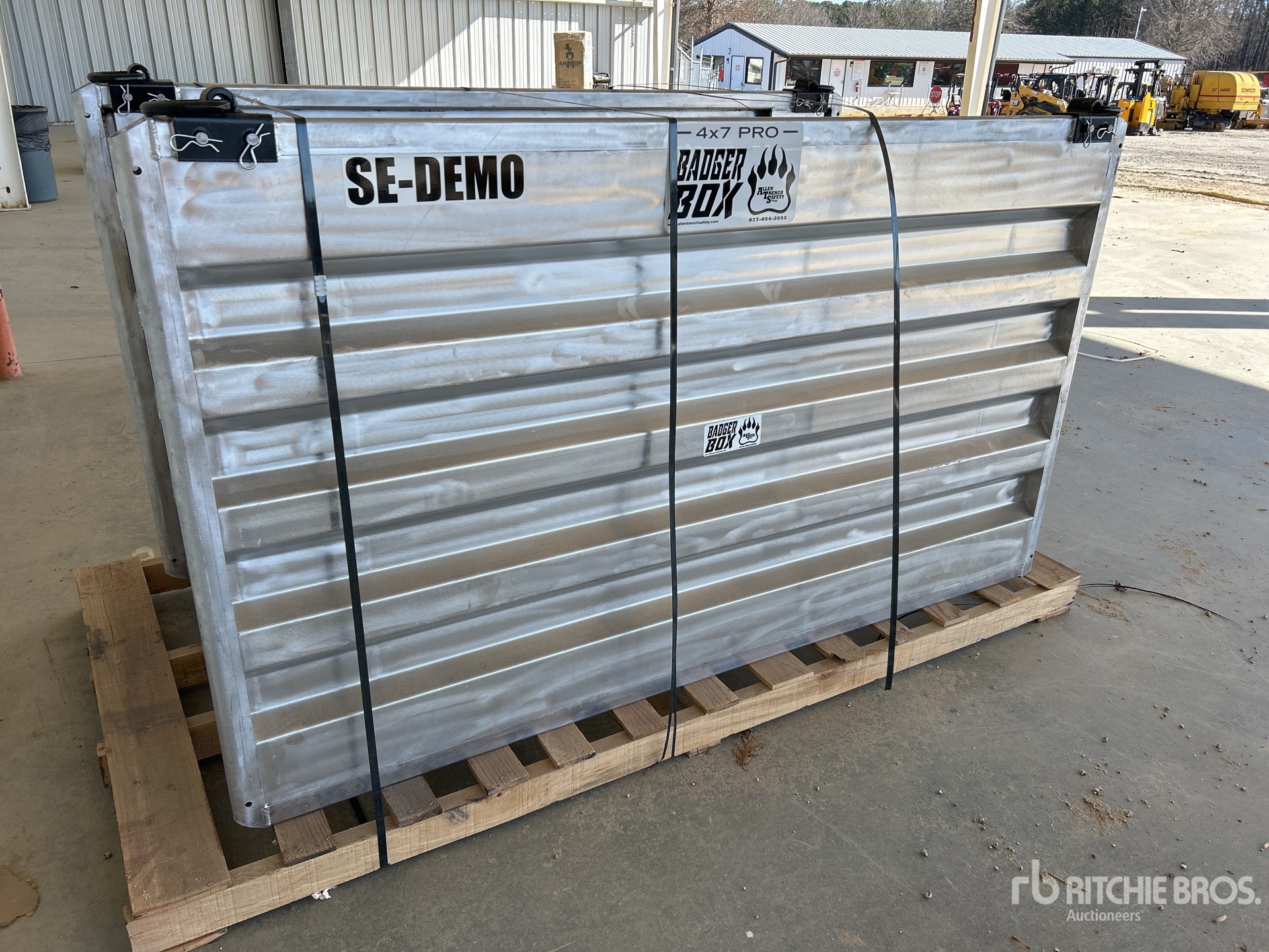 General Appearance with Zdjęcie, prawy dolny róg