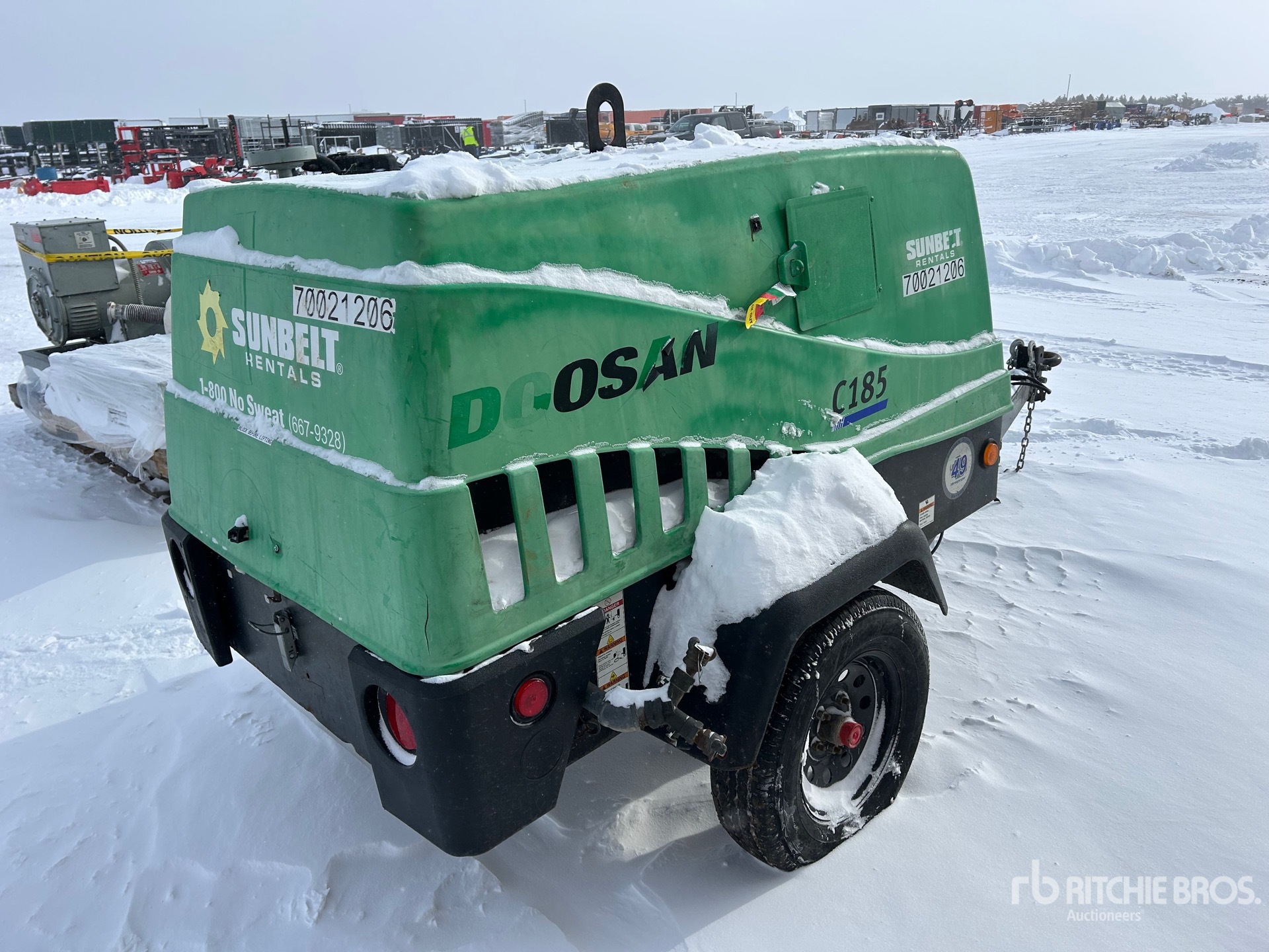 General Appearance with Foto, angolo anteriore sinistro