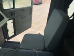 Cab with Seats/armrests