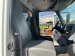 Cab with Seats/armrests