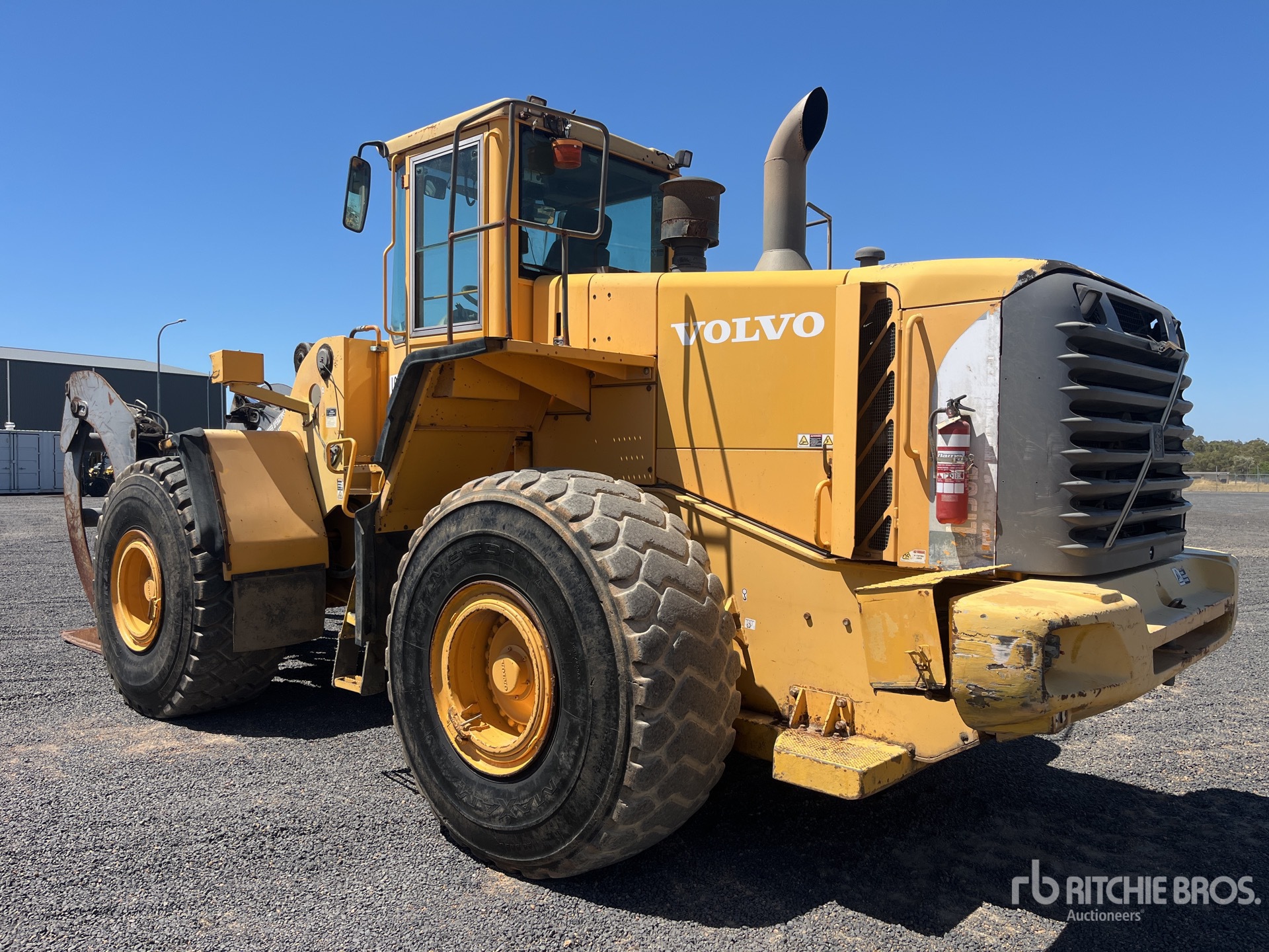 General Appearance with Picture, Left Rear Corner