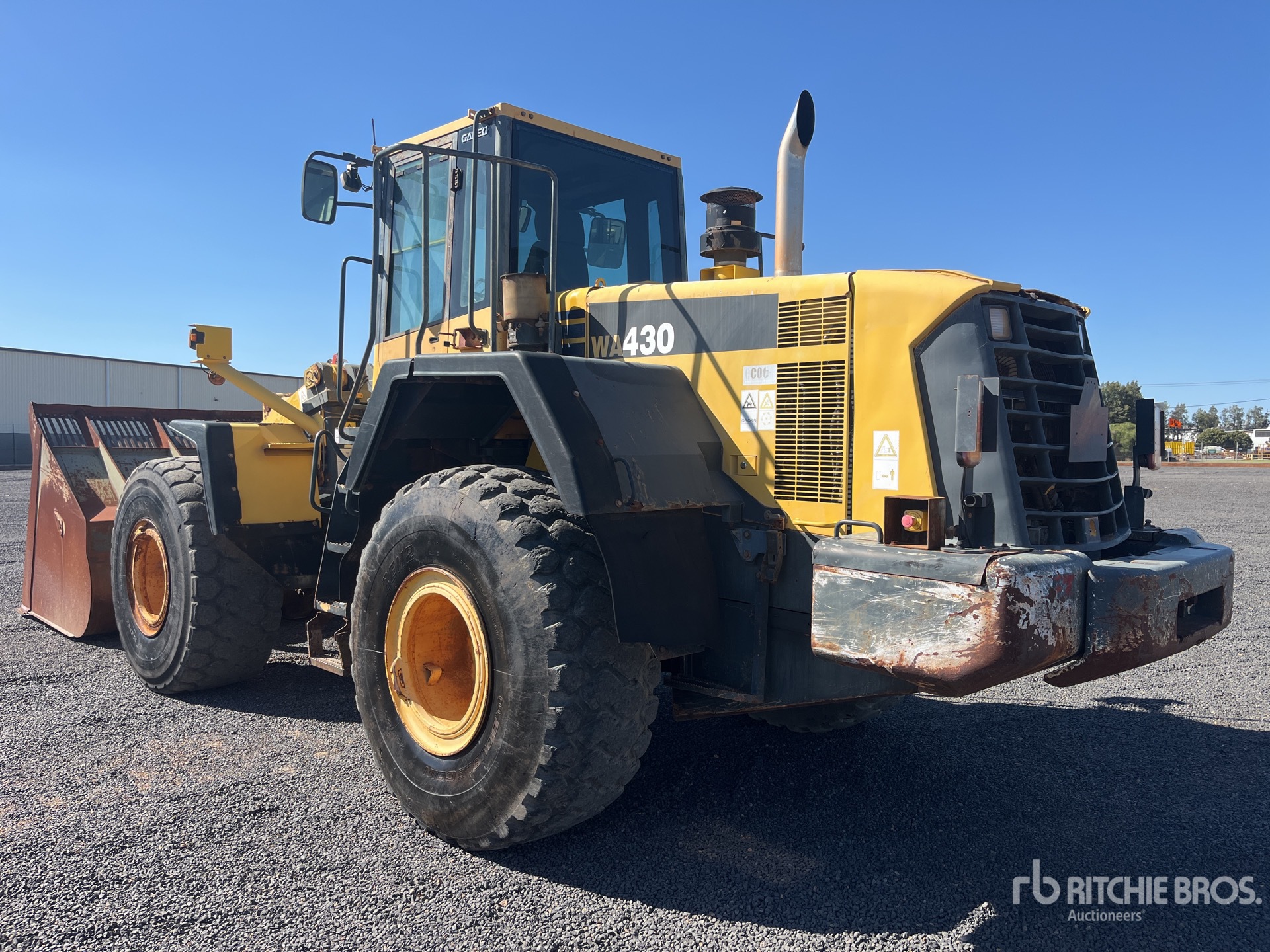 General Appearance with Foto, angolo posteriore sinistro