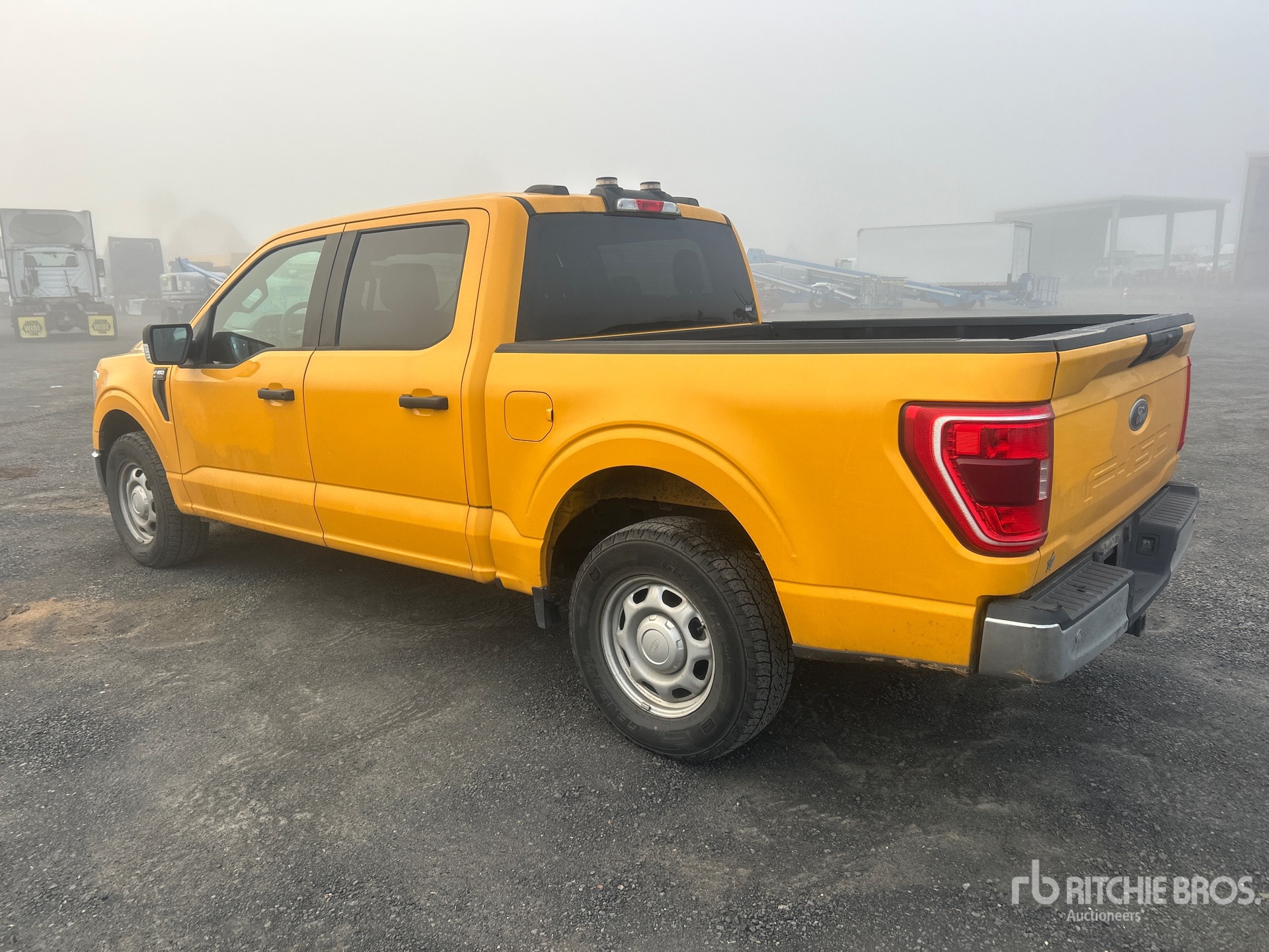 General Appearance with Picture, Left Rear Corner