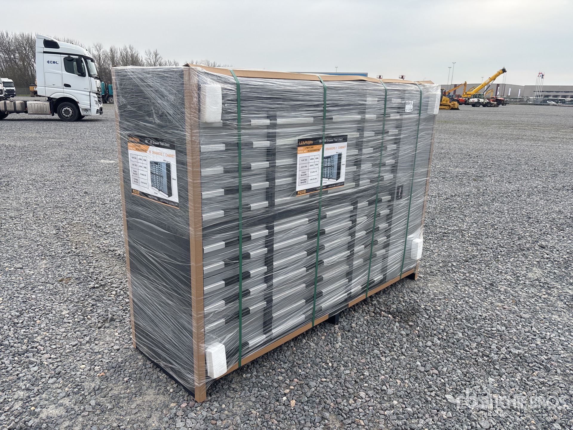 General Appearance with Picture, Left Front Corner