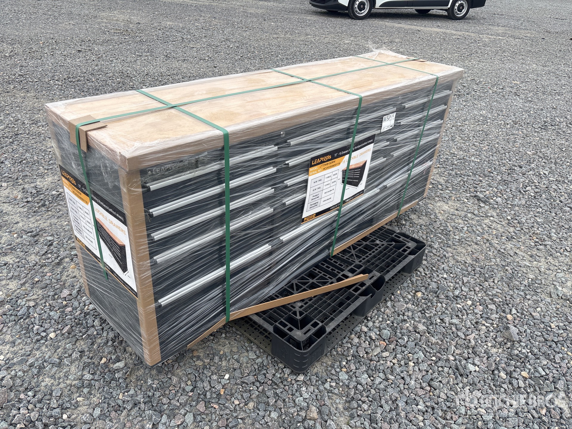 General Appearance with Picture, Left Front Corner