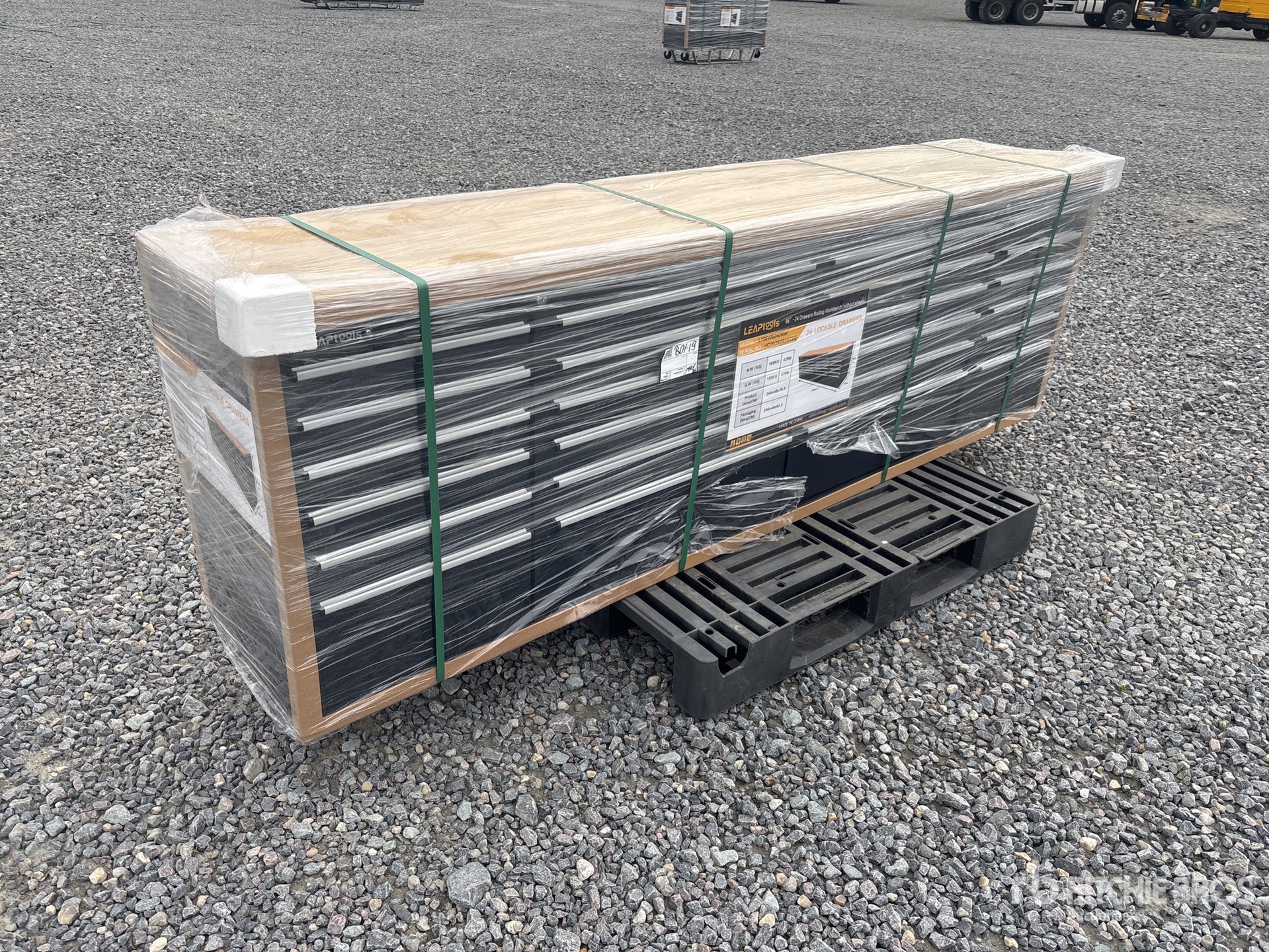 General Appearance with Picture, Left Front Corner