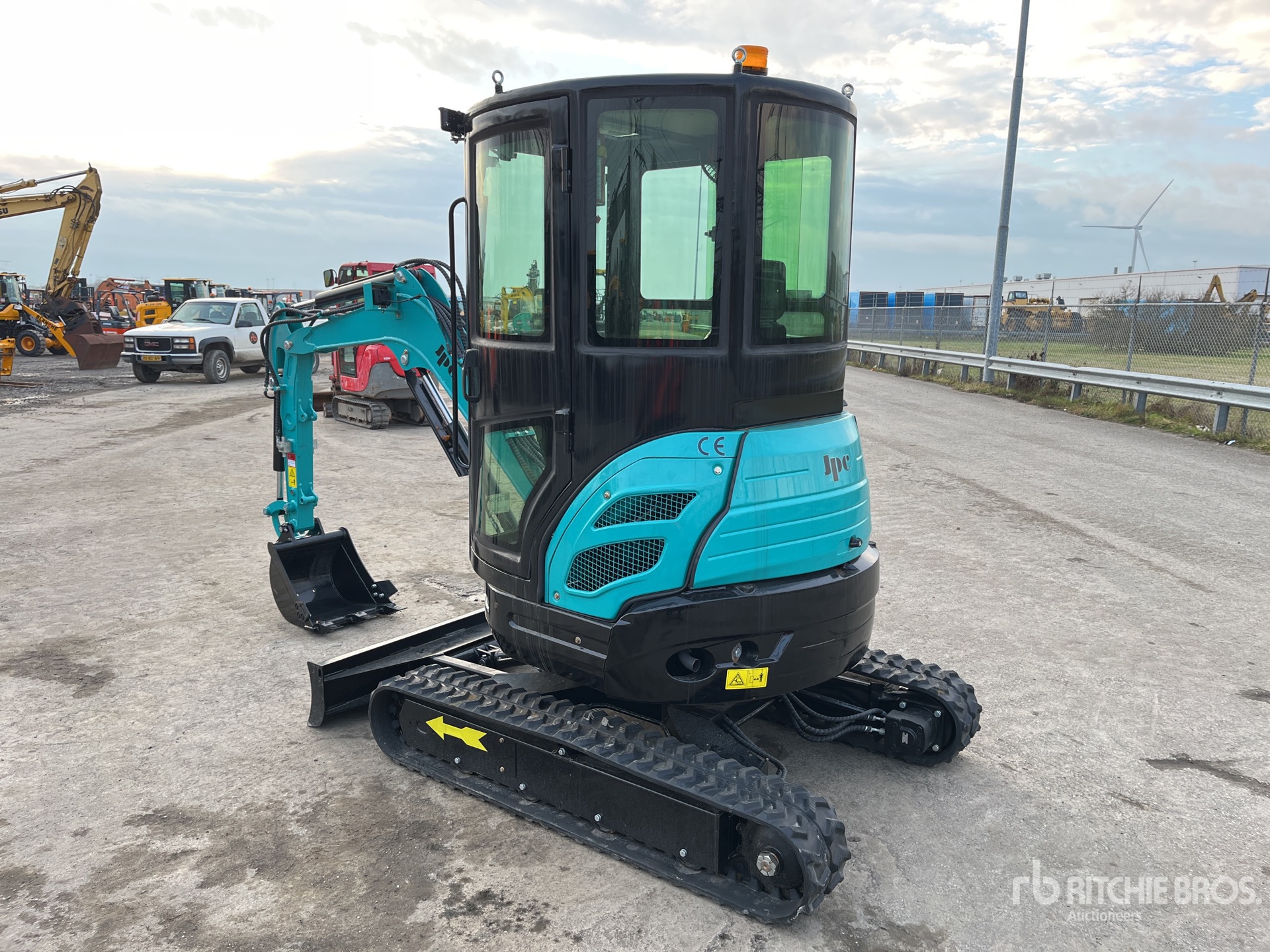 General Appearance with Picture, Left Rear Corner