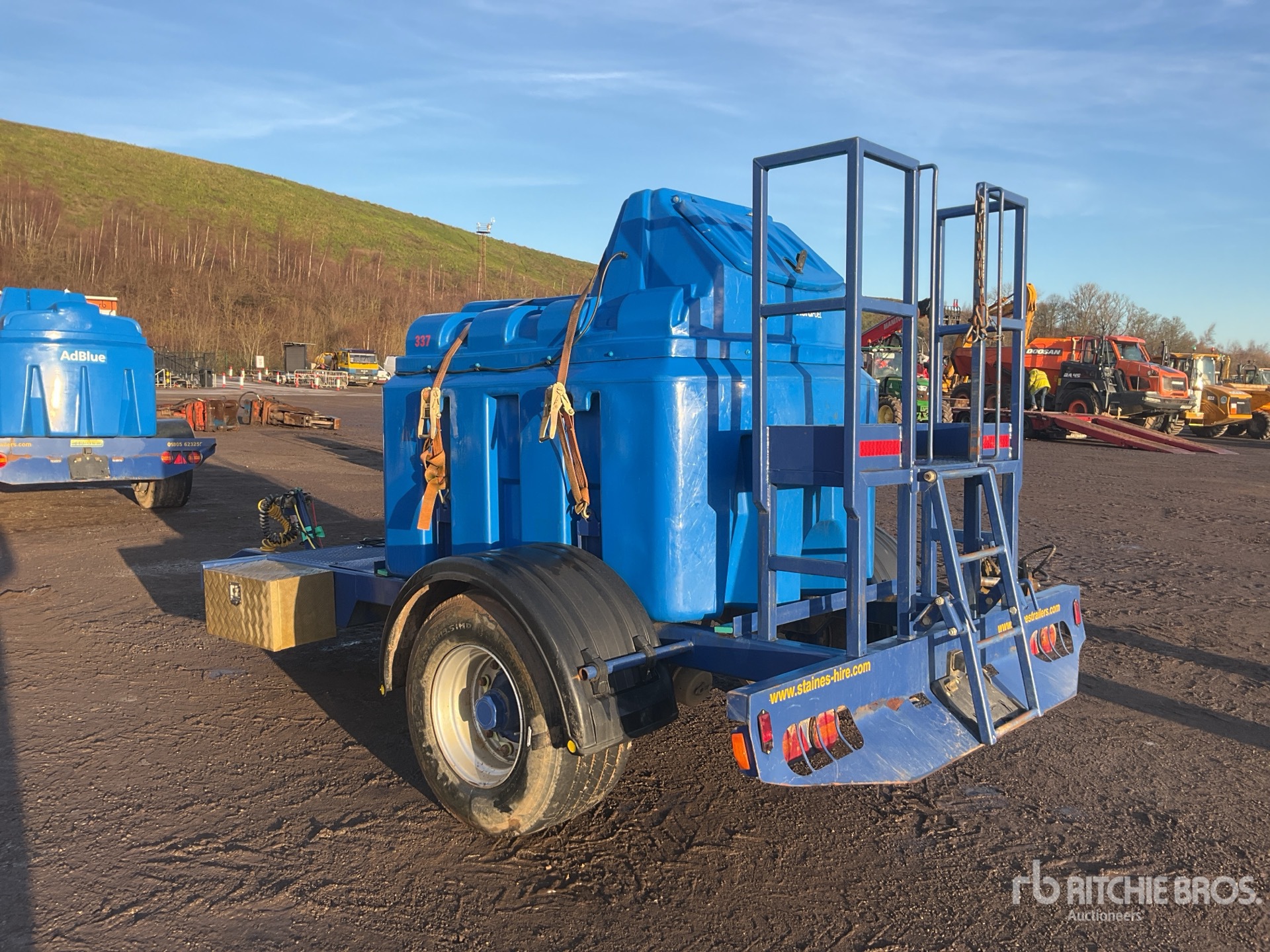 General Appearance with Picture, Left Rear Corner