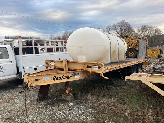 2004 Kaufman 23 ft T/A Equipment Trailer