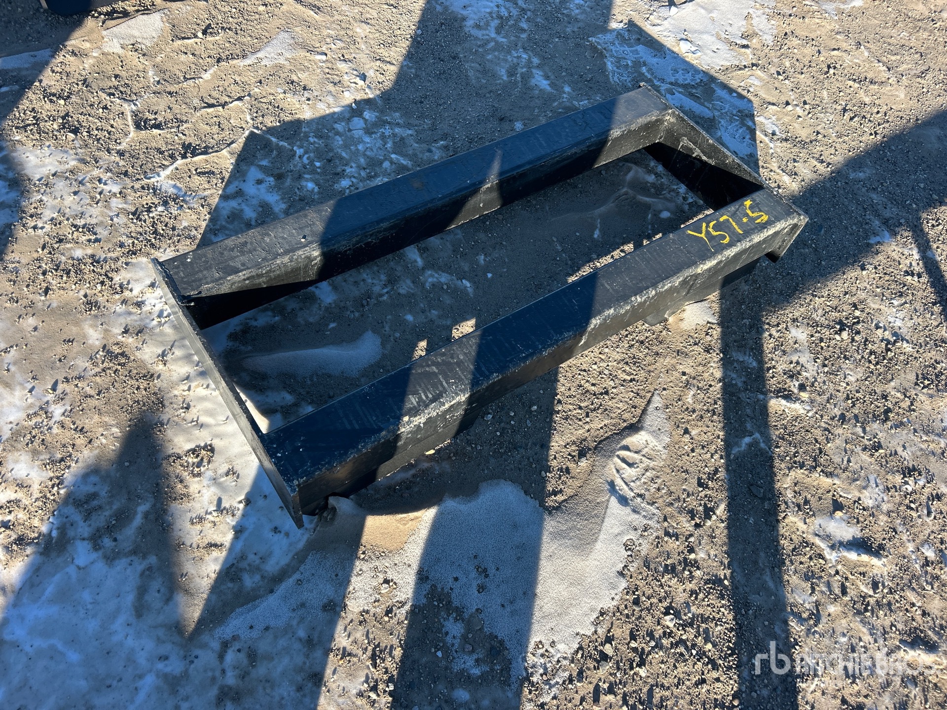 General Appearance with Image, coin avant droit