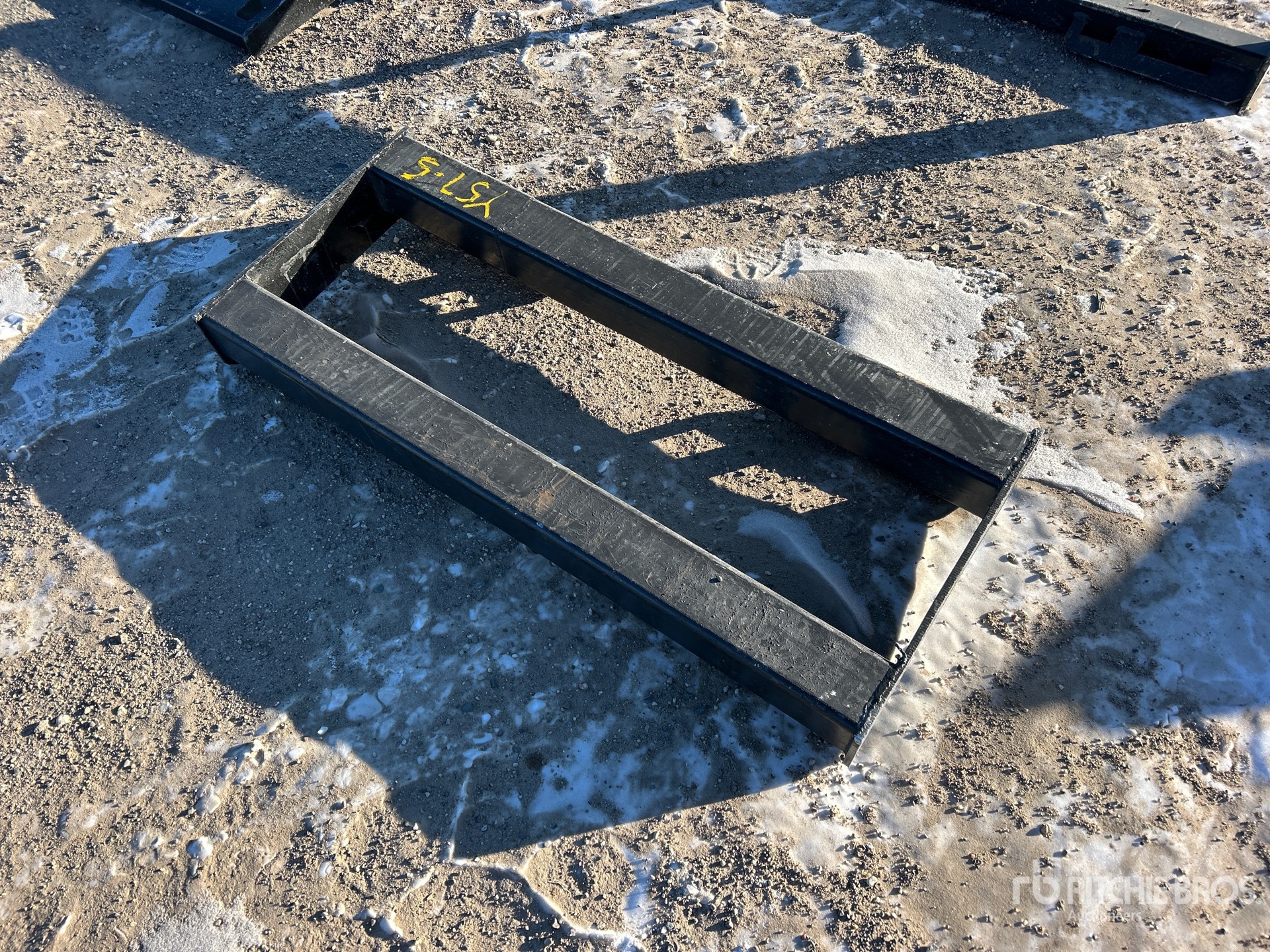 General Appearance with Image, coin arrière droit