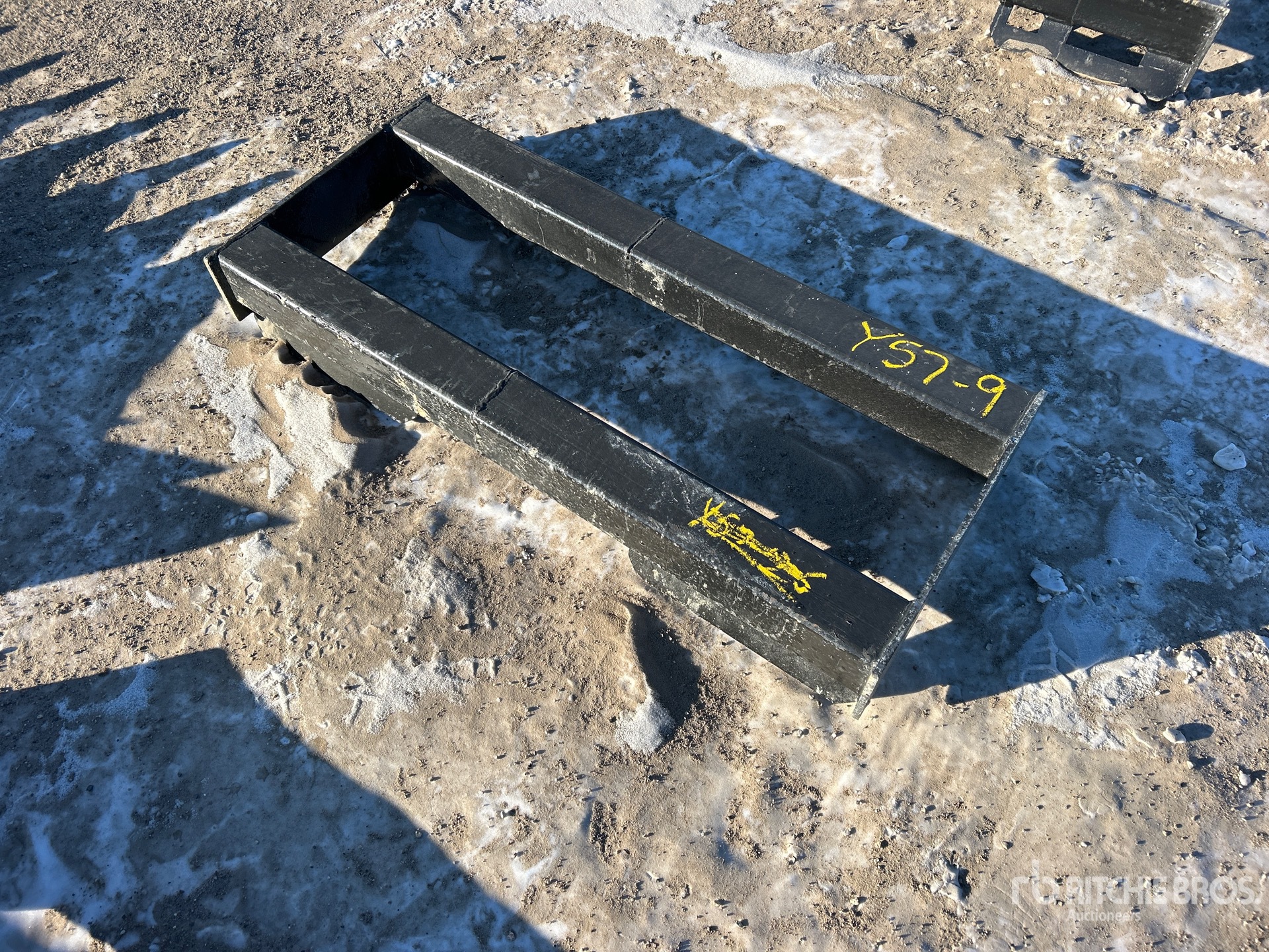 General Appearance with Image, coin avant gauche