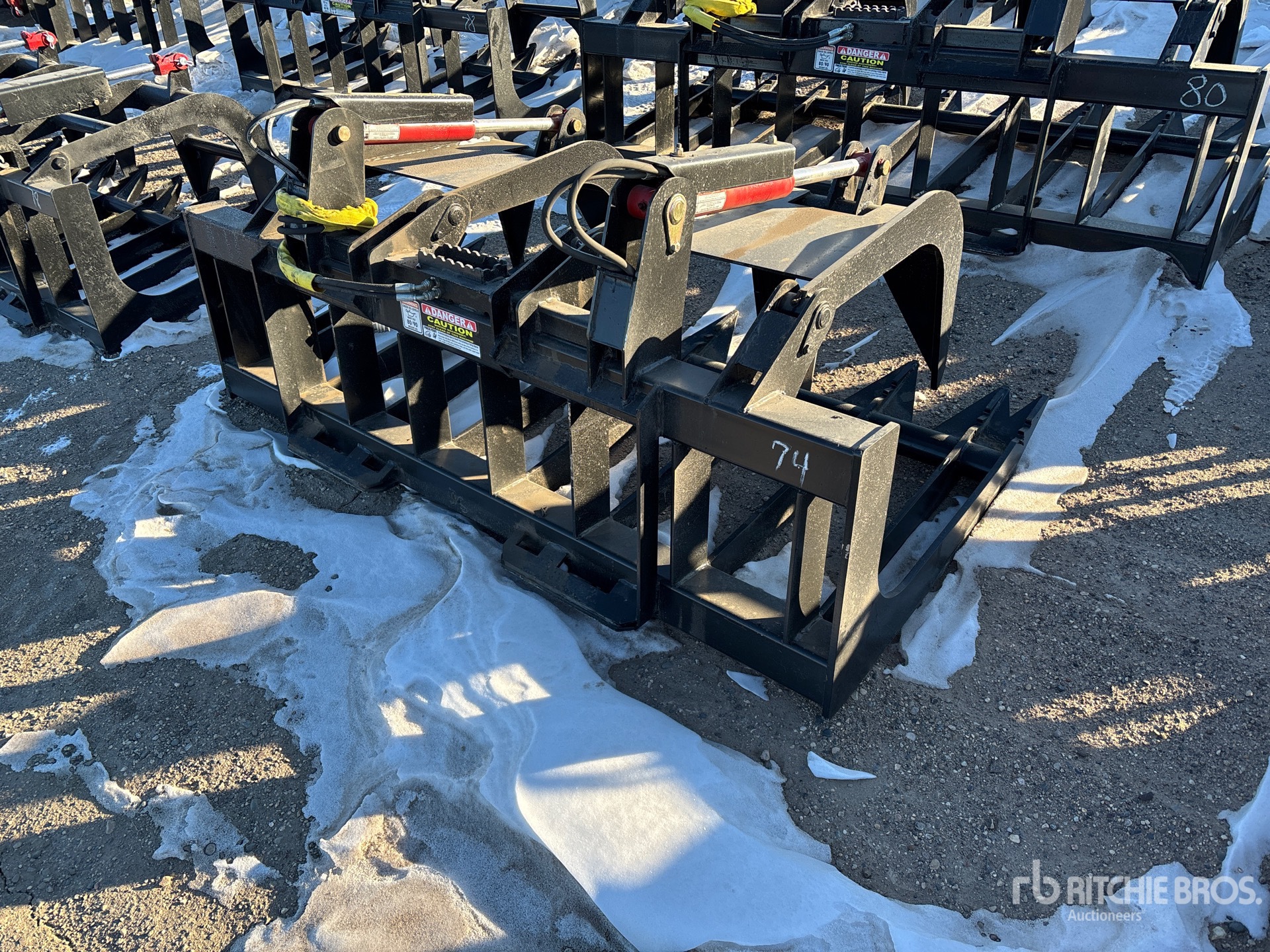 Aspect général with Image, coin arrière droit