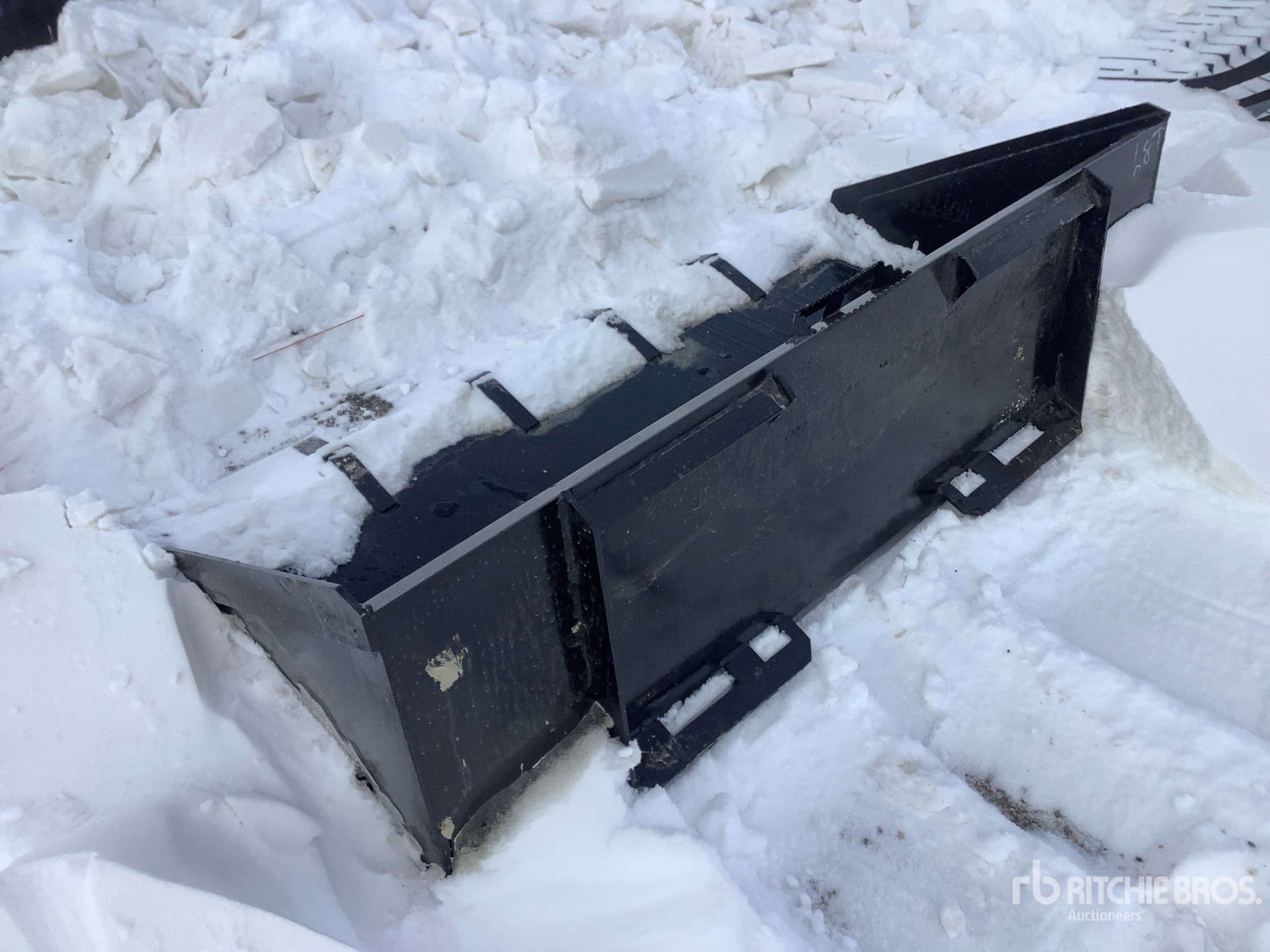 General Appearance with Bild, Ecke hinten links