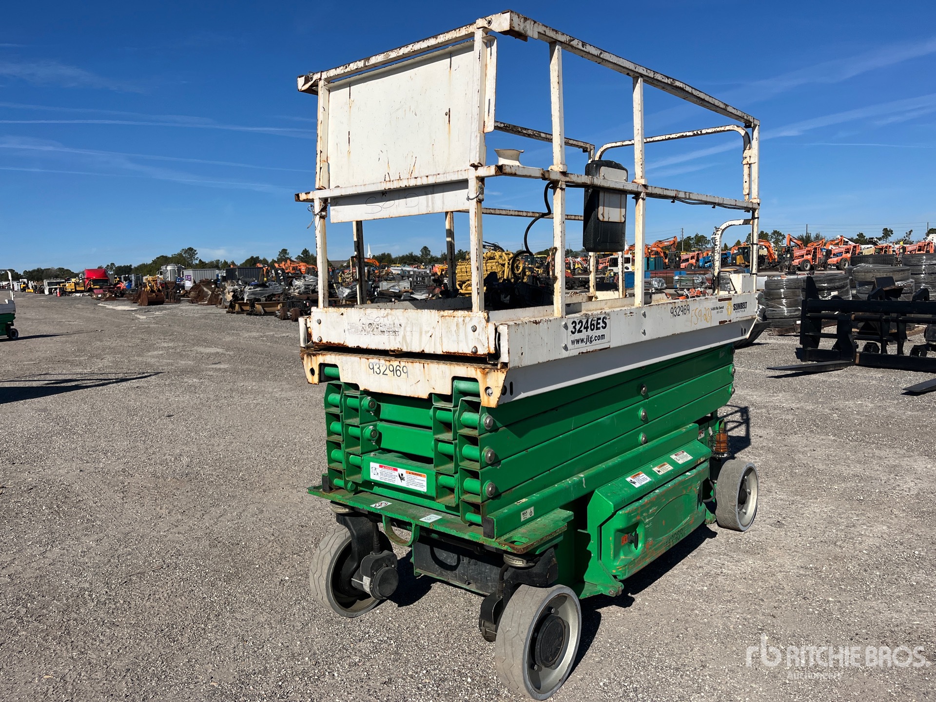 Aspect général with Image, coin avant gauche