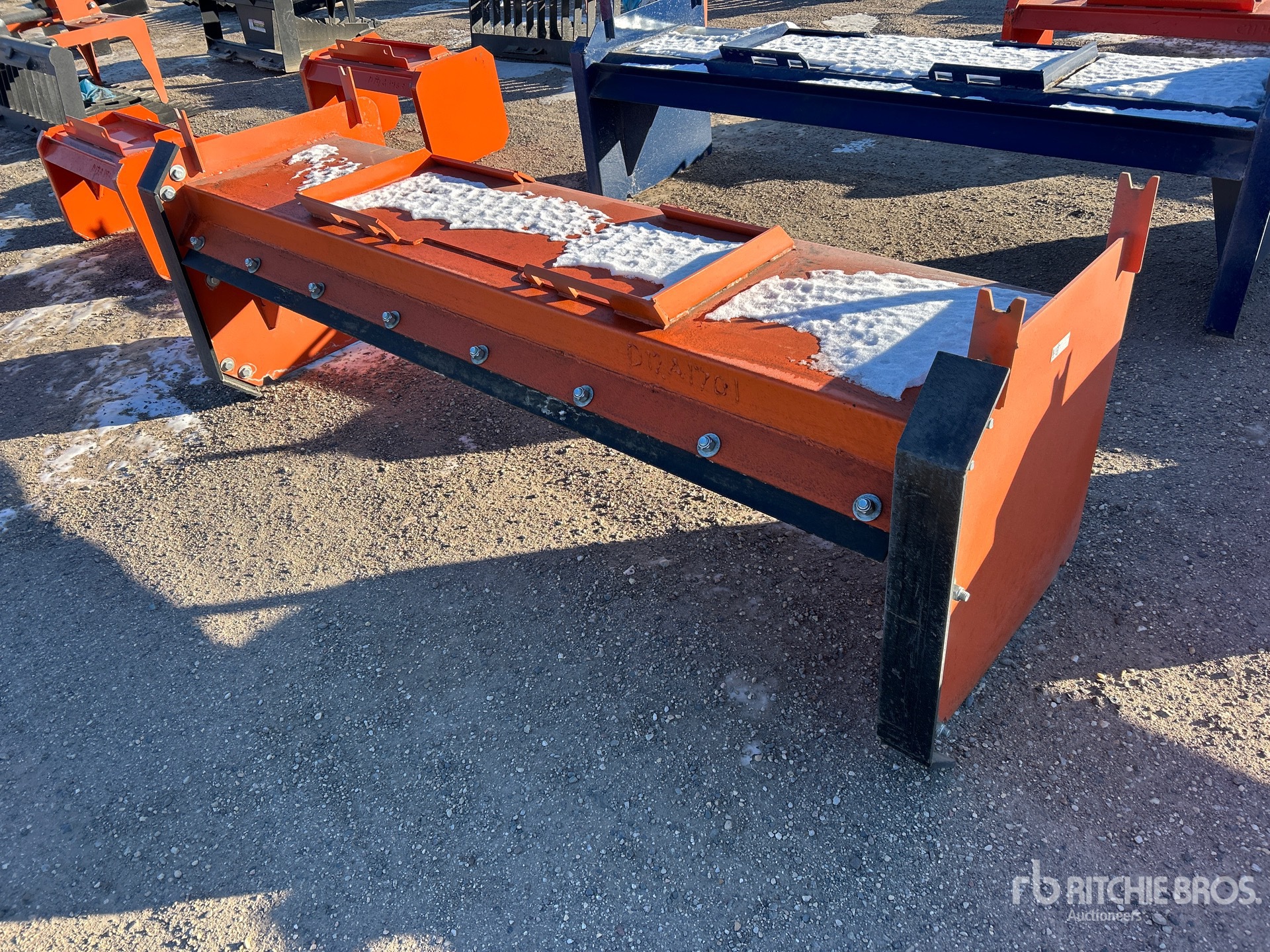 Aspect général with Image, coin arrière droit