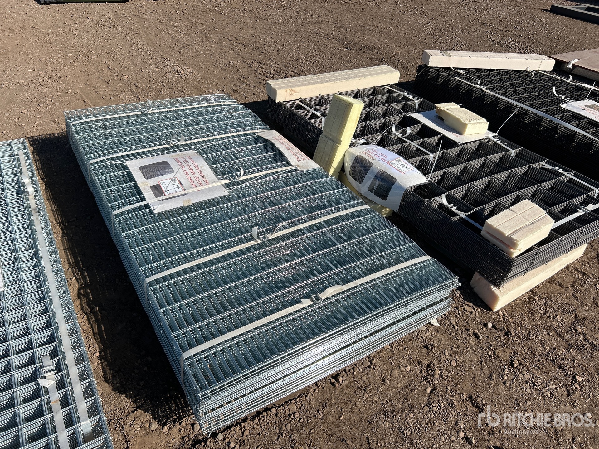 General Appearance with Featured Photo