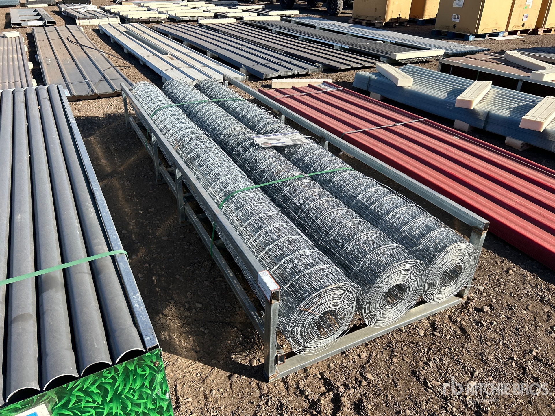 General Appearance with Featured Photo