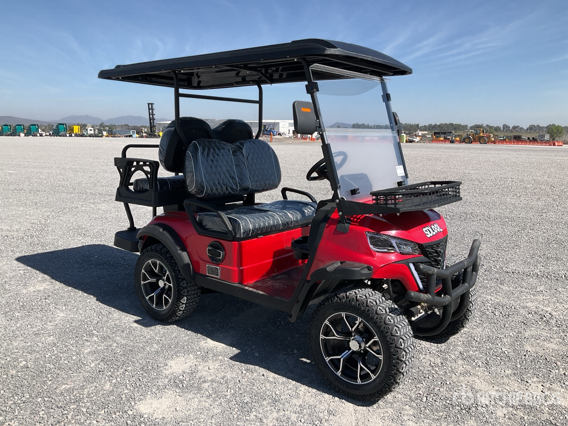 General Appearance with Picture, Right Front Corner