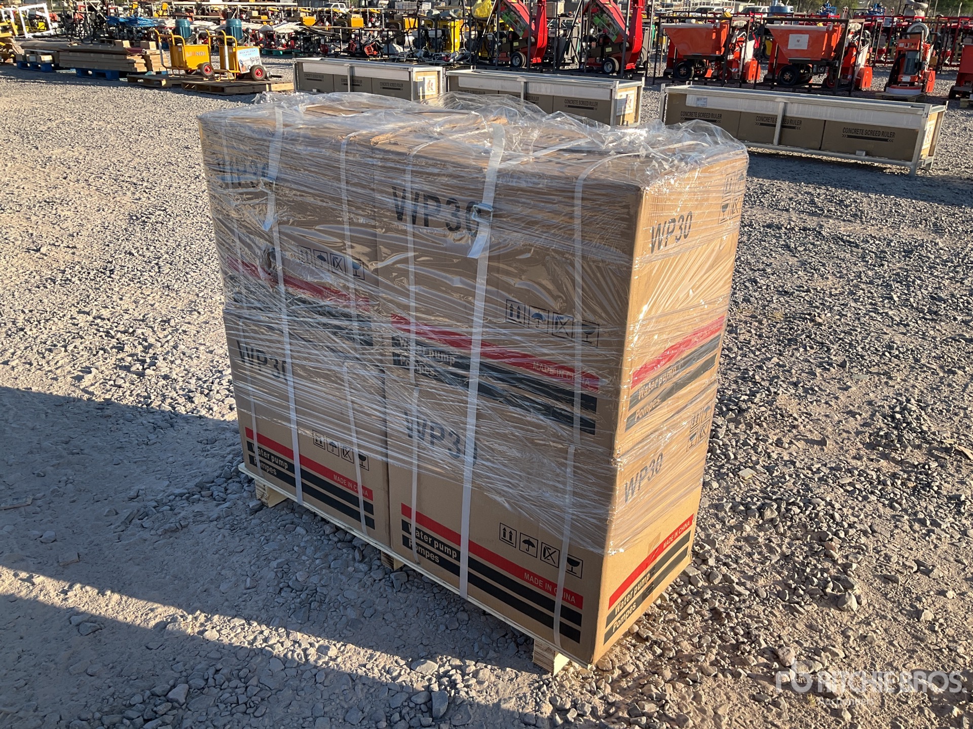 General Appearance with Image, coin avant droit