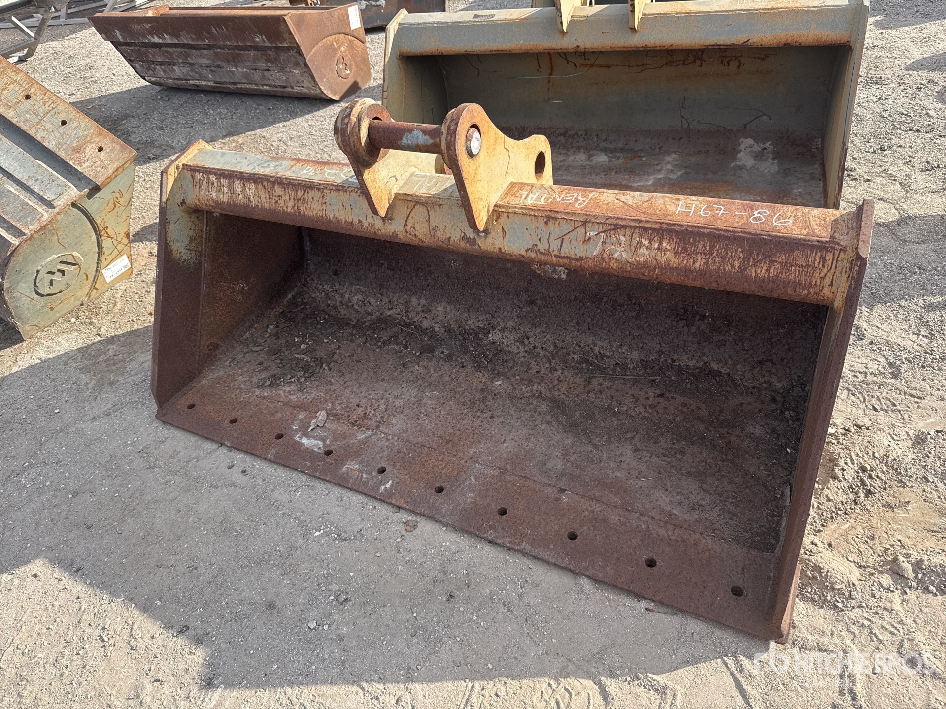 General Appearance with Image, coin avant gauche