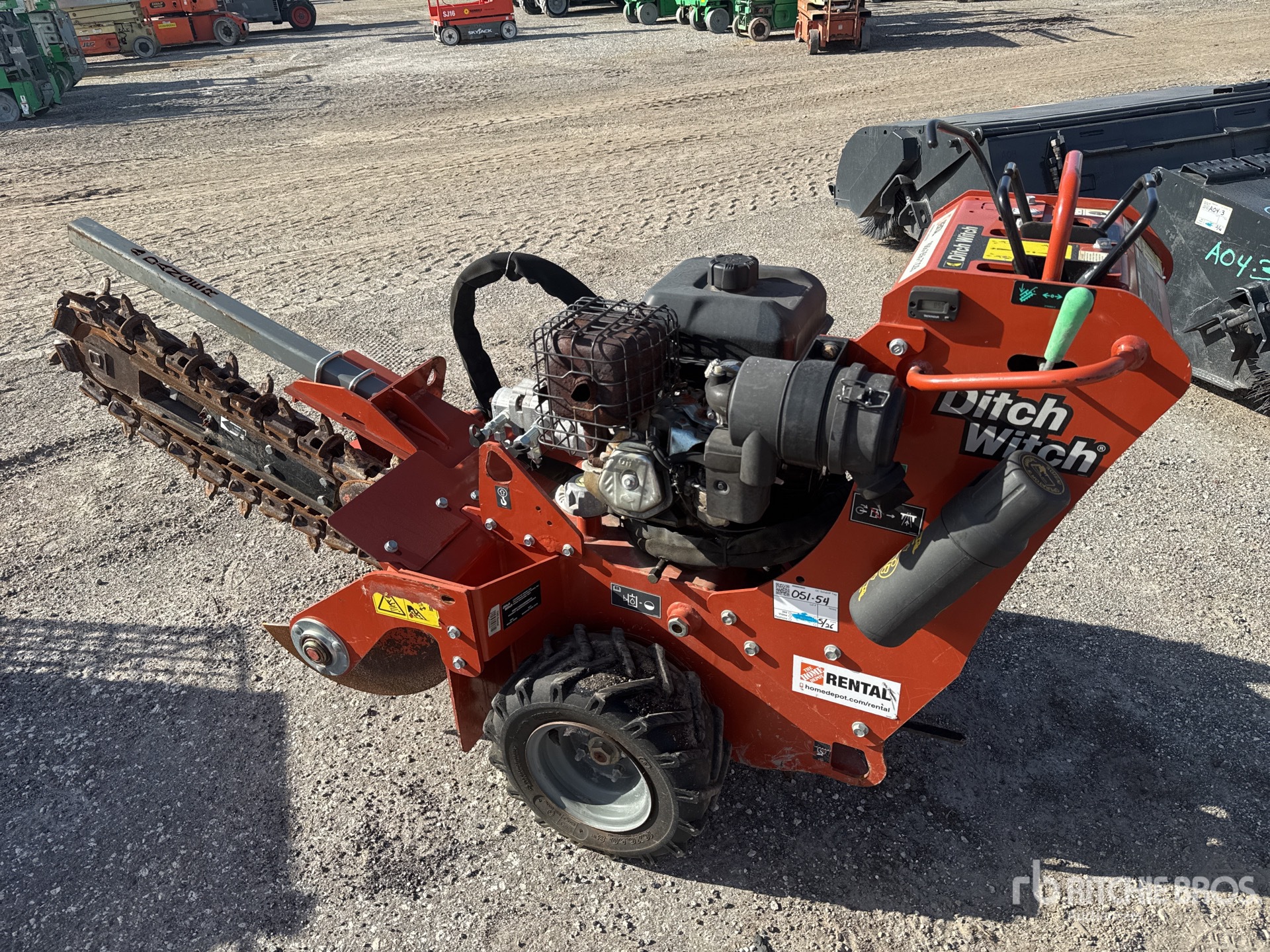 General Appearance with Picture, Left Rear Corner