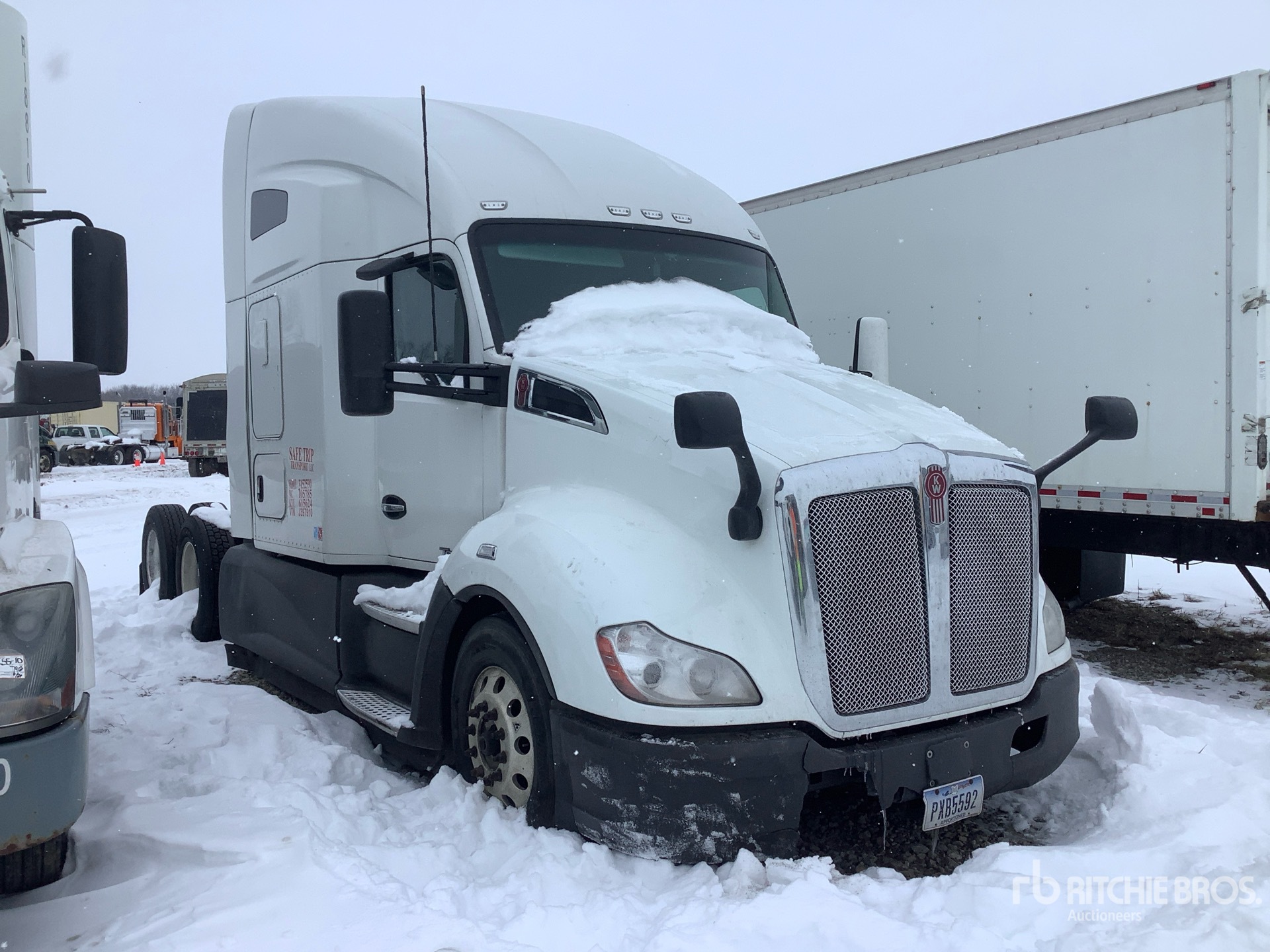 General Appearance with Picture, Right Front Corner