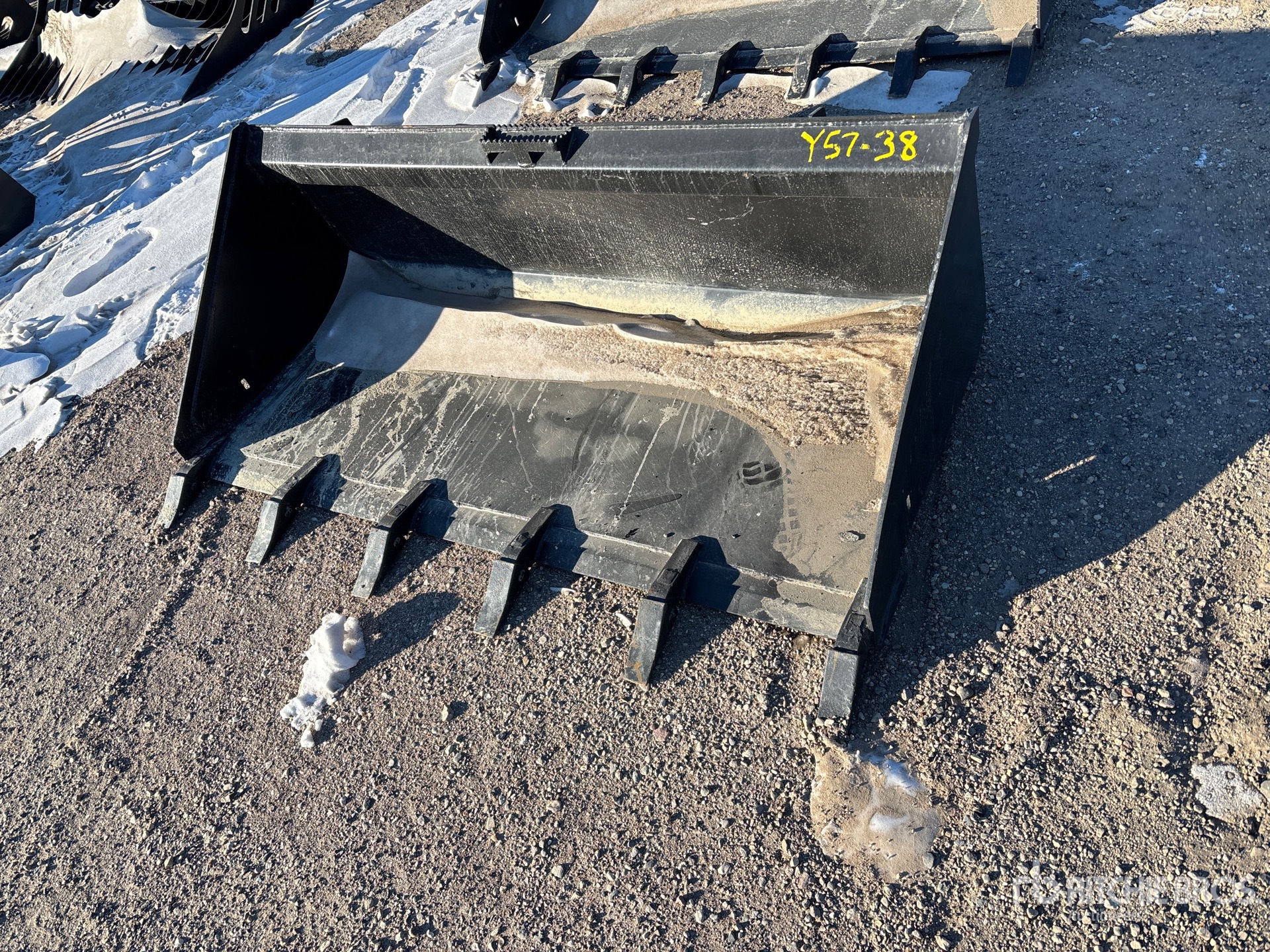 Aspect général with Image, coin avant gauche