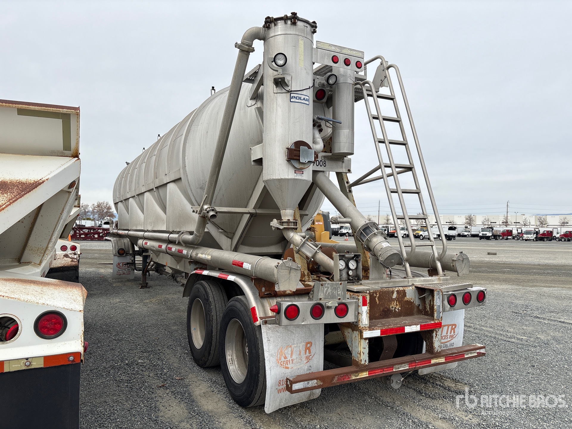 General Appearance with Imagen: esquina trasera izquierda