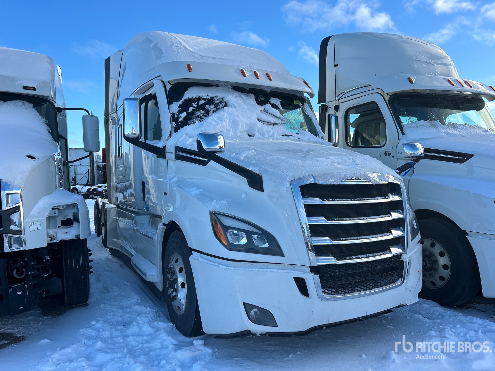 General Appearance with Foto, angolo anteriore destro