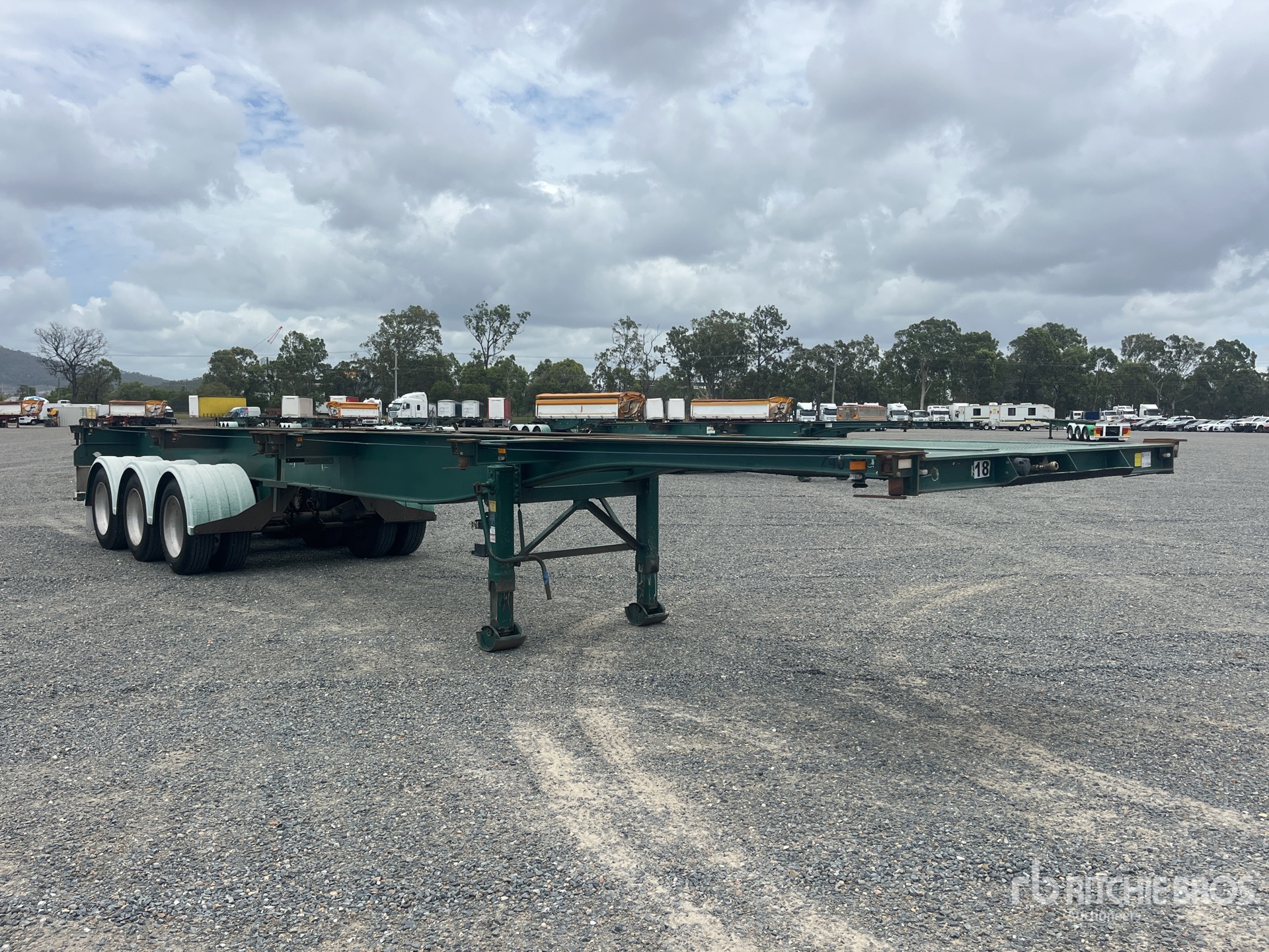 General Appearance with Picture, Left Front Corner