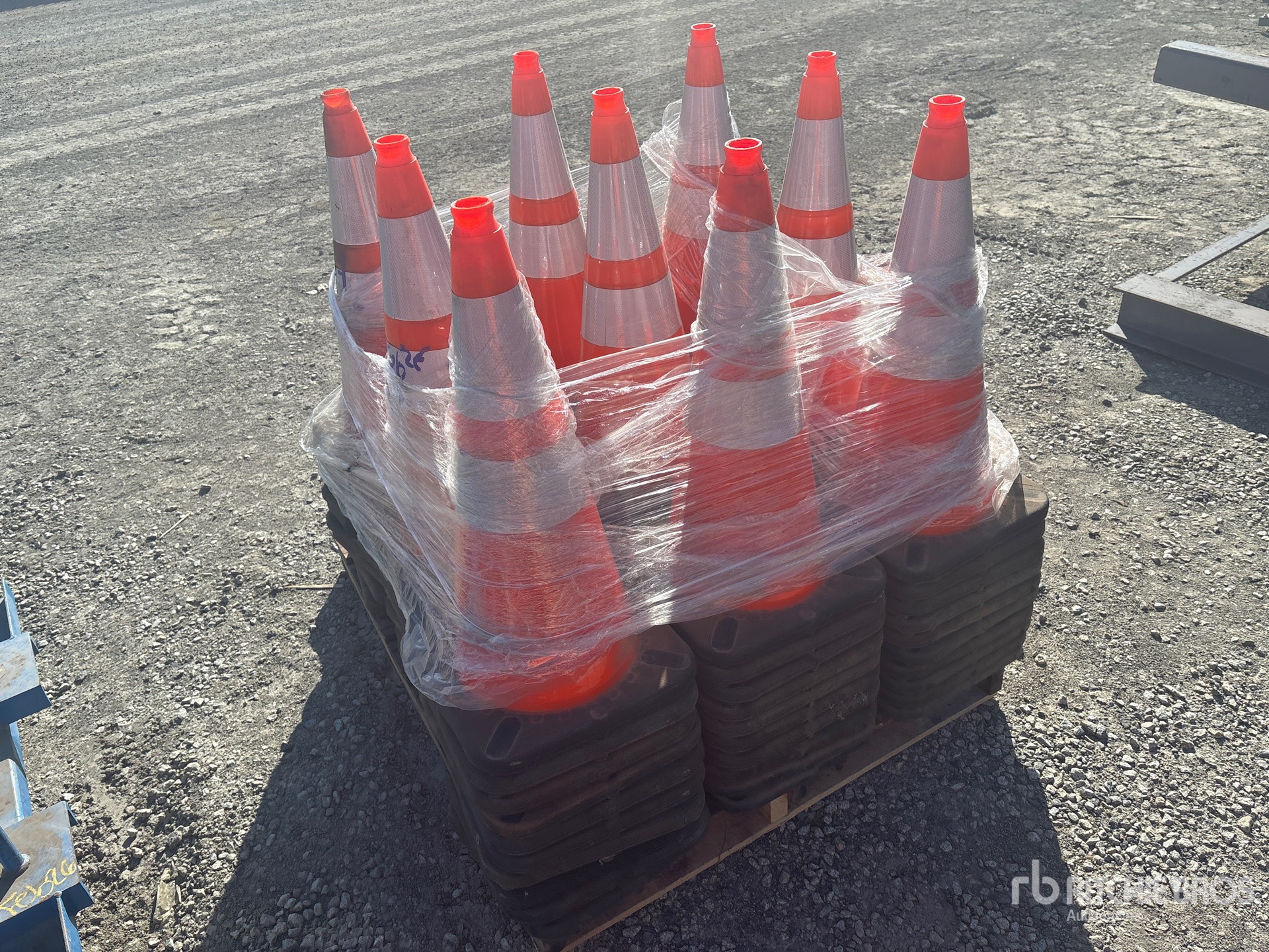 General Appearance with Imagen: esquina trasera izquierda