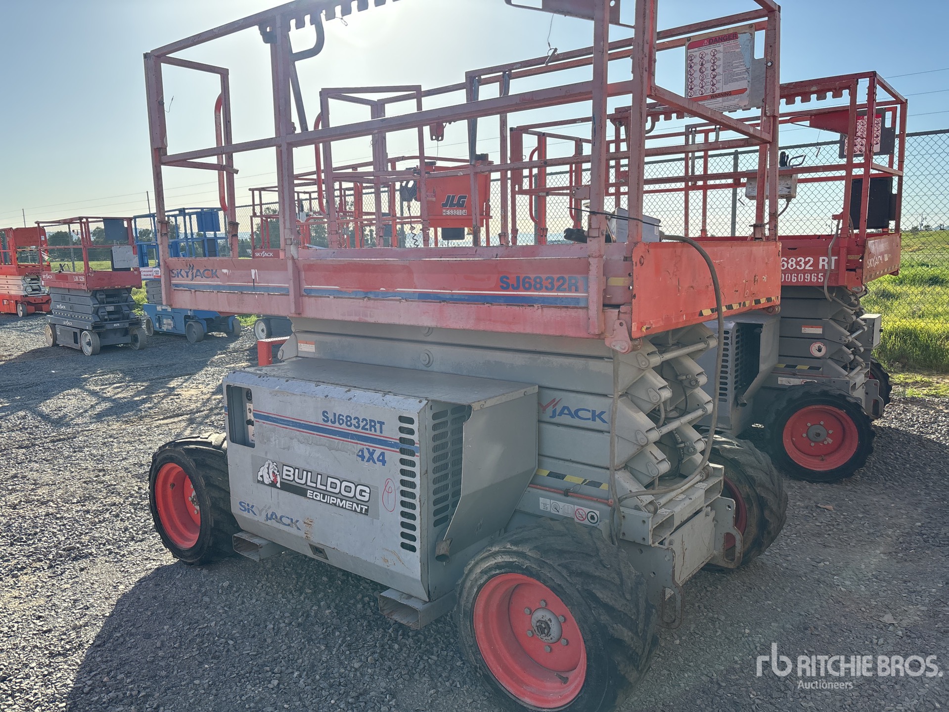 General Appearance with Foto, angolo anteriore destro