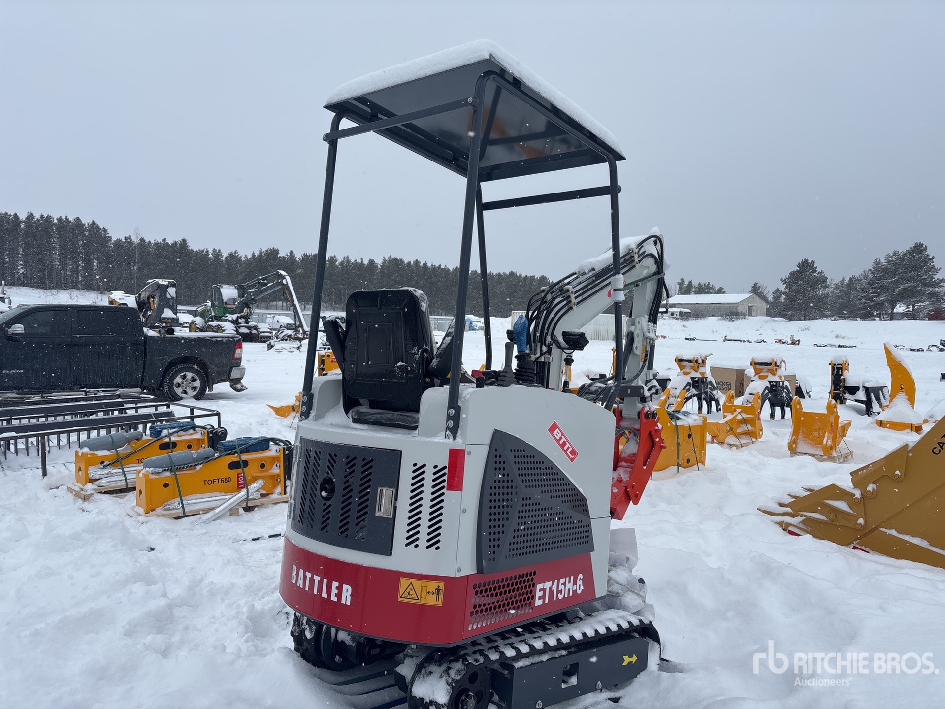 General Appearance with Picture, Right Rear Corner