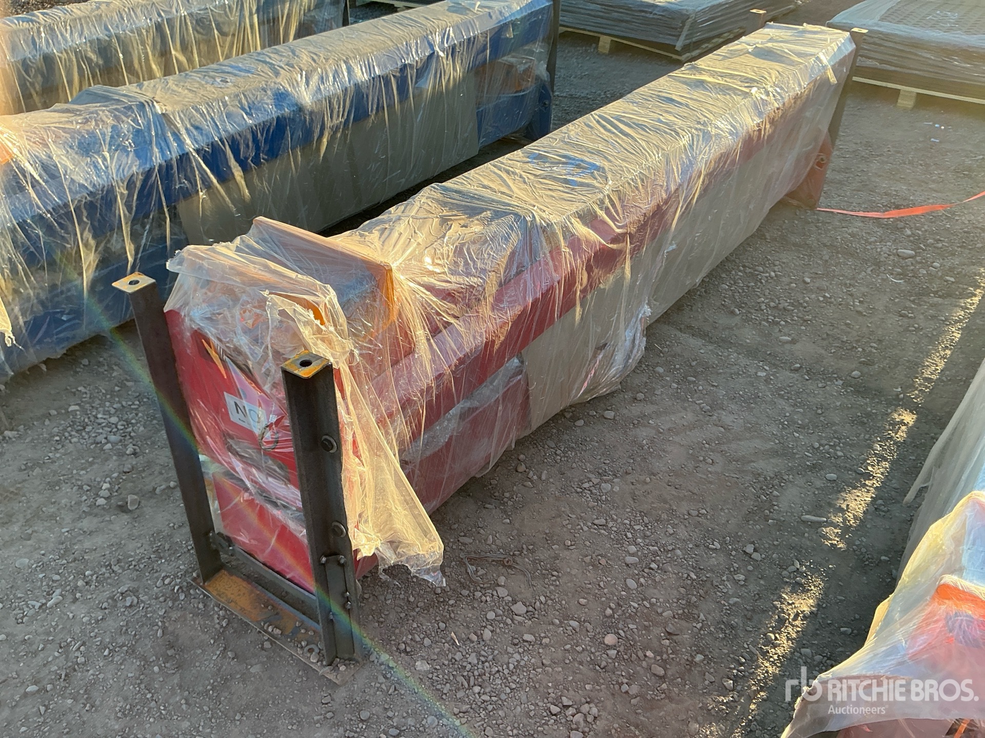 General Appearance with Foto, angolo posteriore sinistro