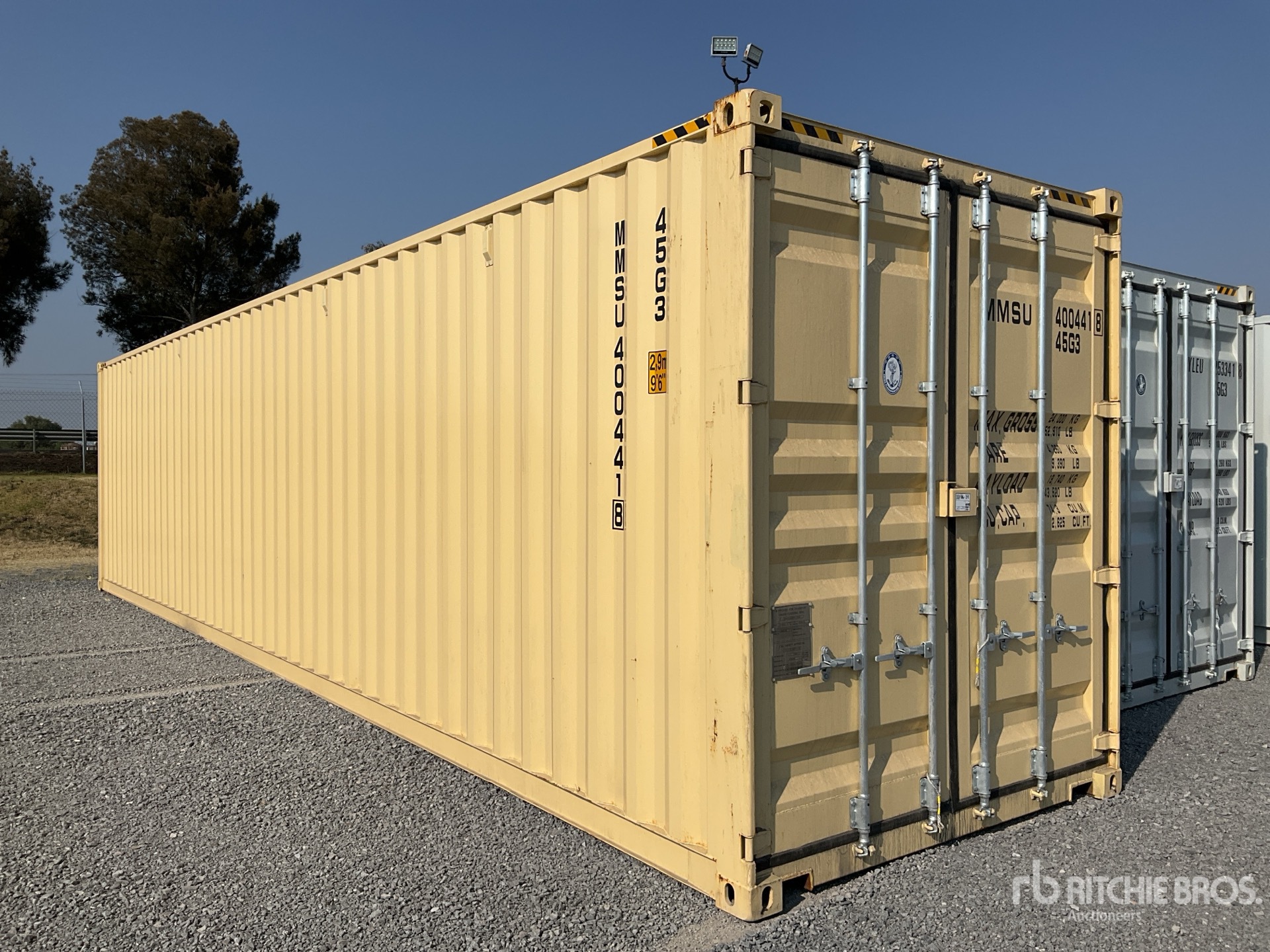 General Appearance with Picture, Right Front Corner