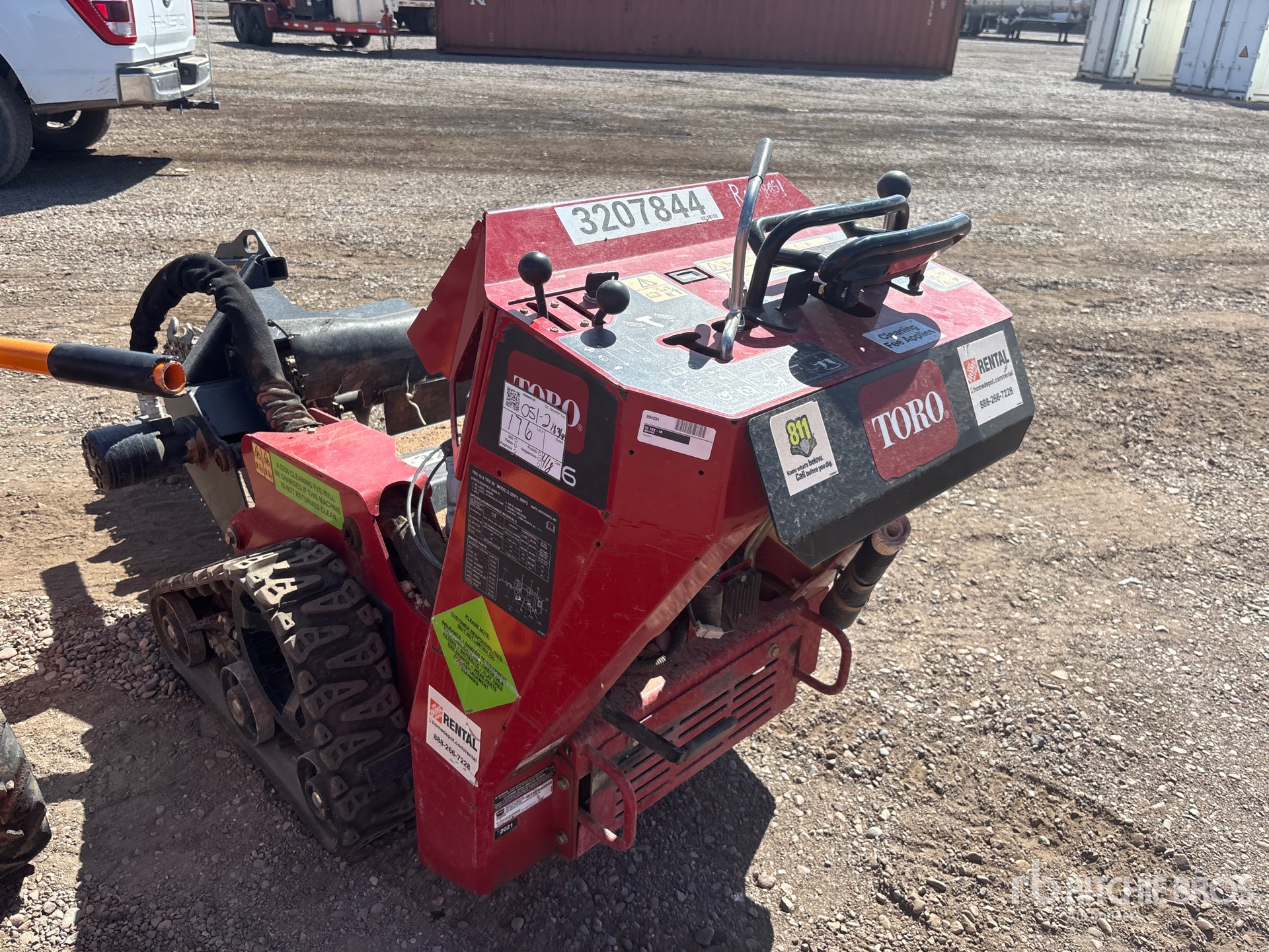 General Appearance with Picture, Left Rear Corner