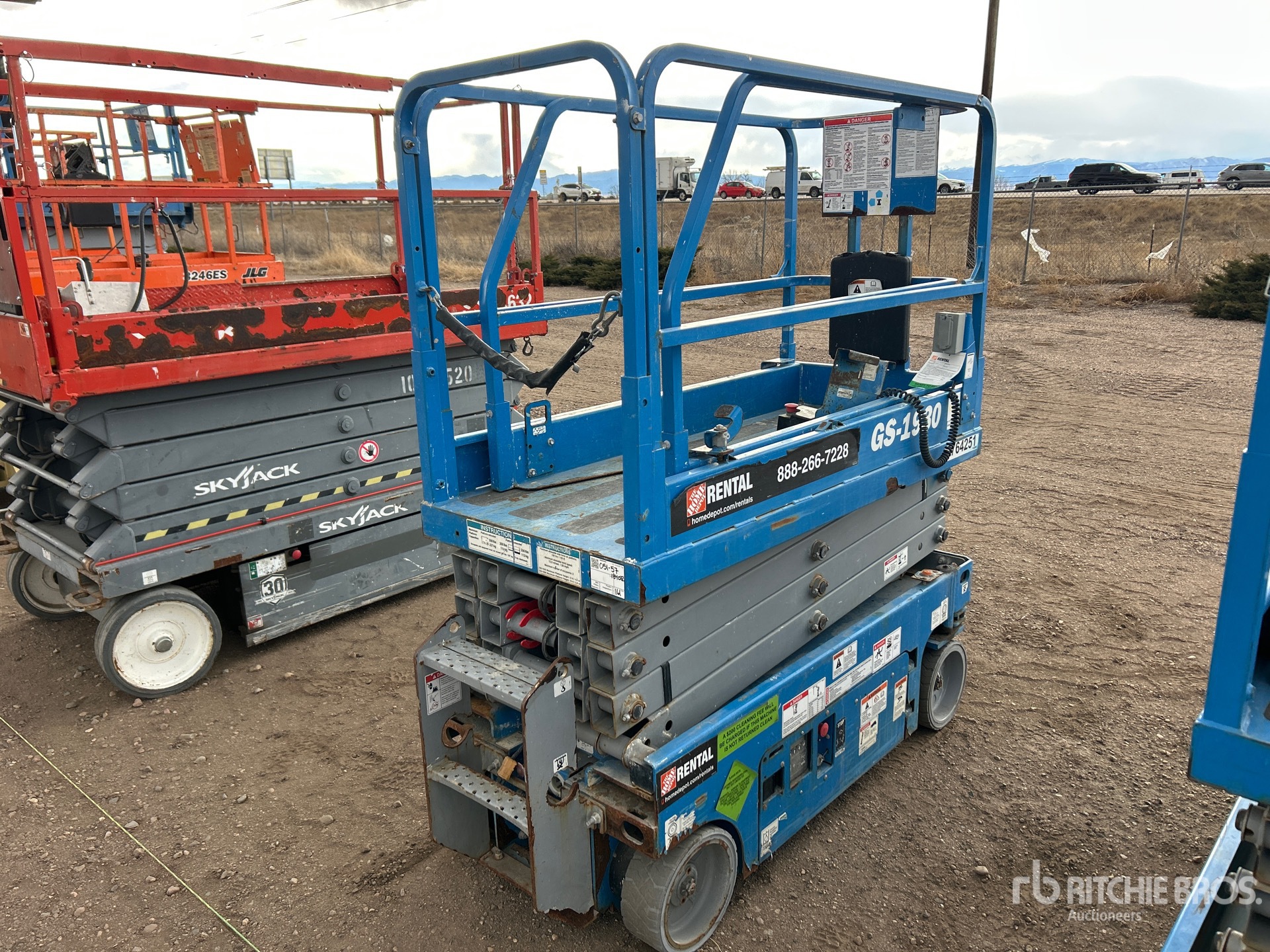 General Appearance with Picture, Left Front Corner