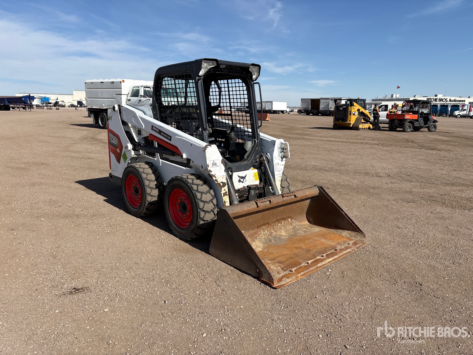 General Appearance with Picture, Right Front Corner