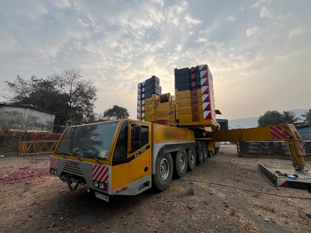 2005 Terex Demag AC700 700 ton 18x8 All Terrain Crane