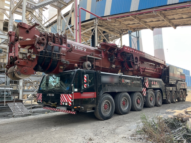 2009 Terex Demag AC700 700 ton 18x8 All Terrain Crane