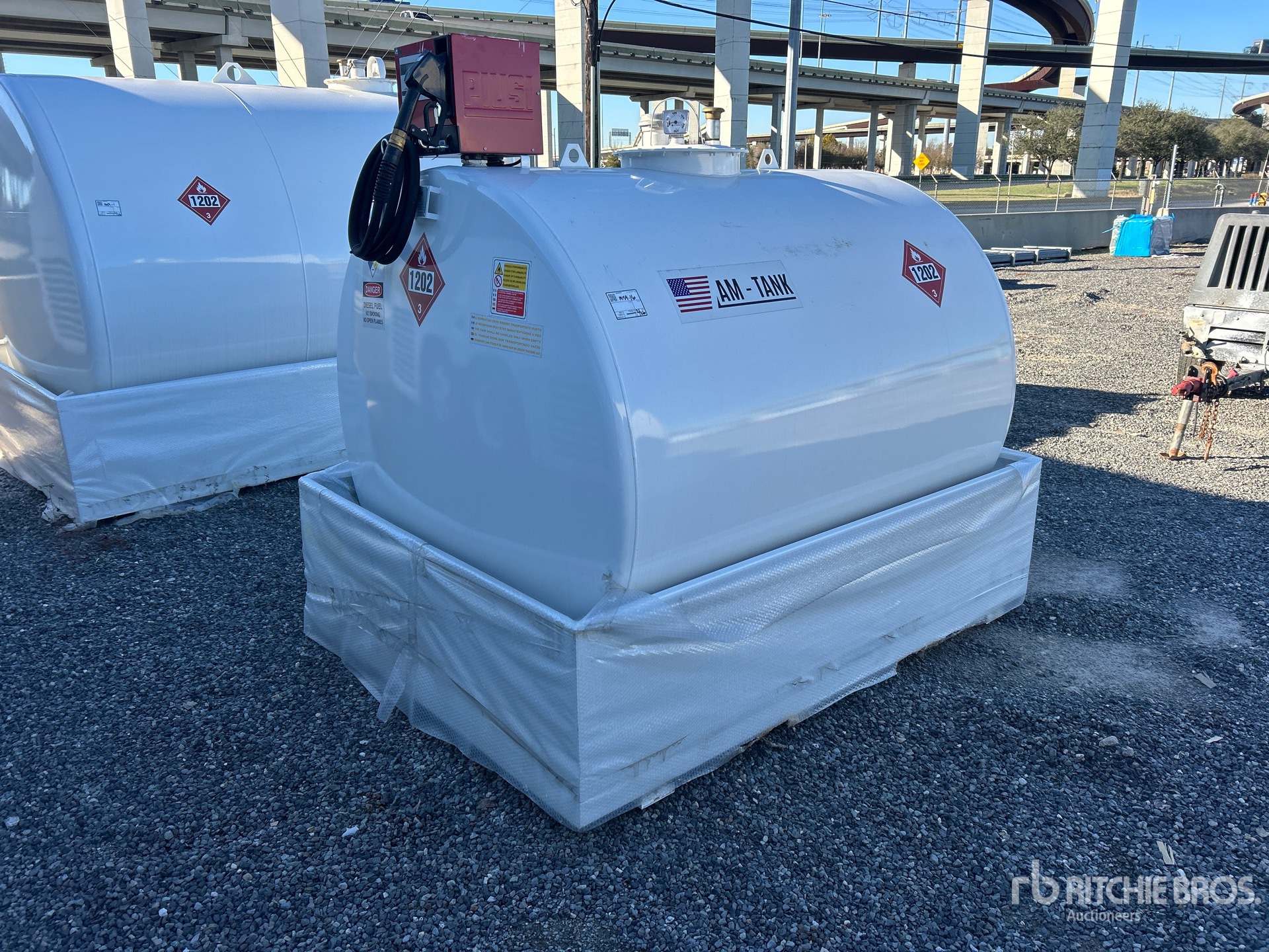 General Appearance with Bild, Ecke vorne rechts