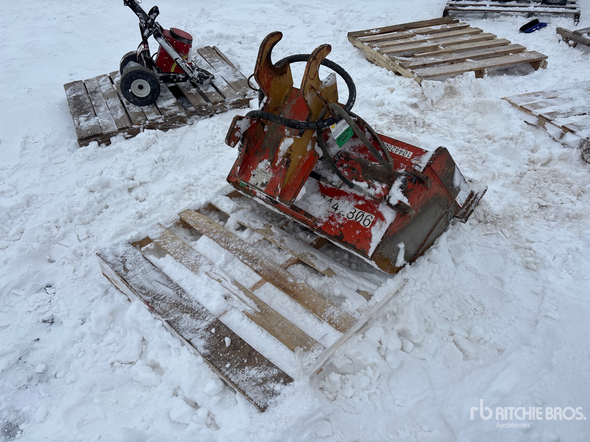 General Appearance with Foto, angolo posteriore sinistro