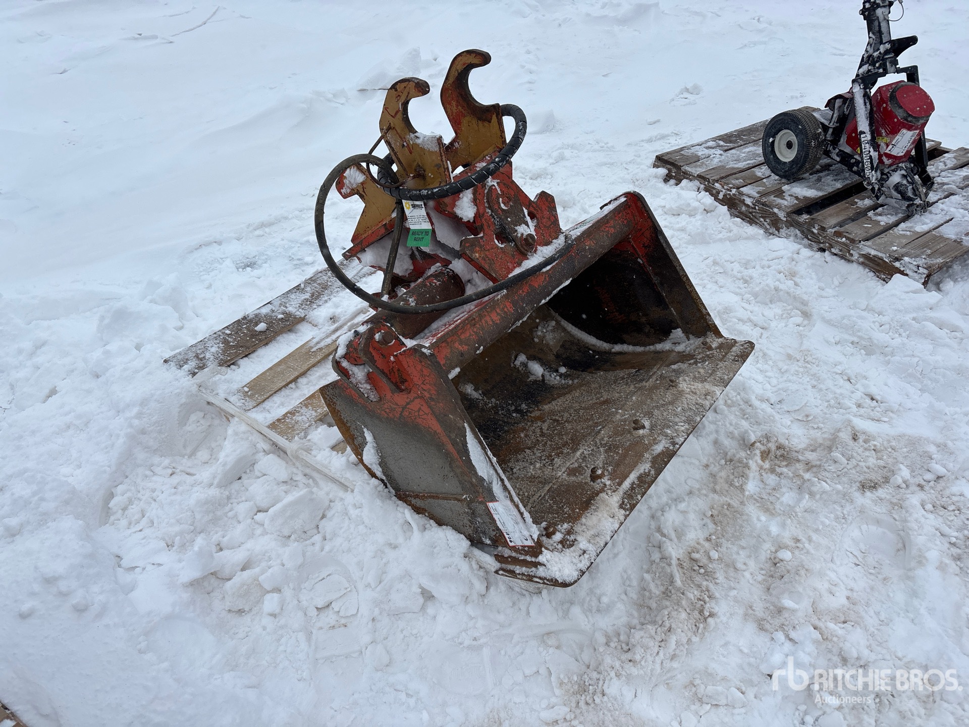 General Appearance with Foto, angolo anteriore sinistro