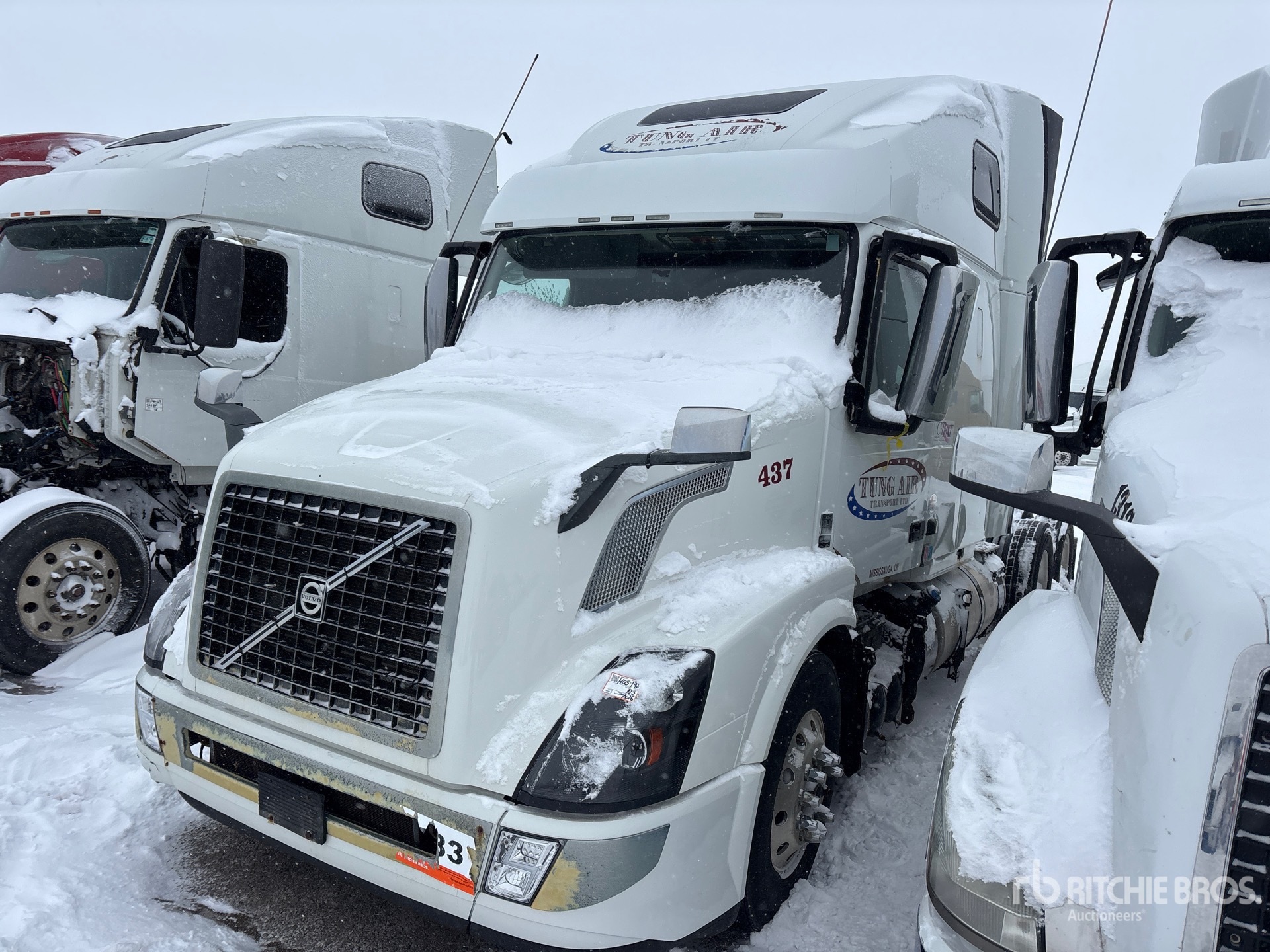 General Appearance with Picture, Left Front Corner