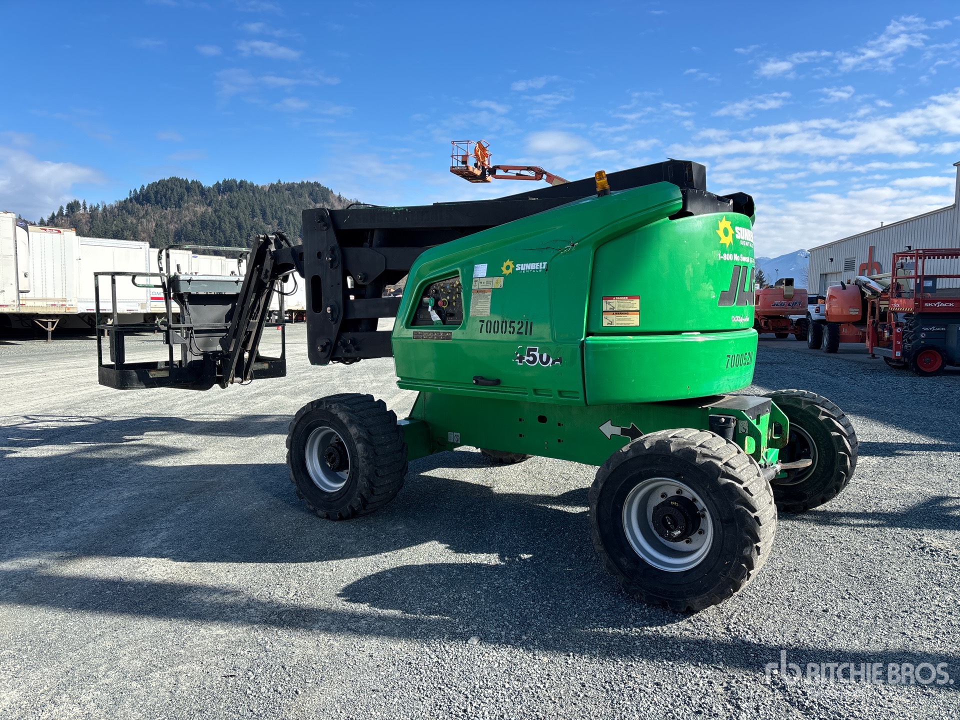 General Appearance with Picture, Left Rear Corner