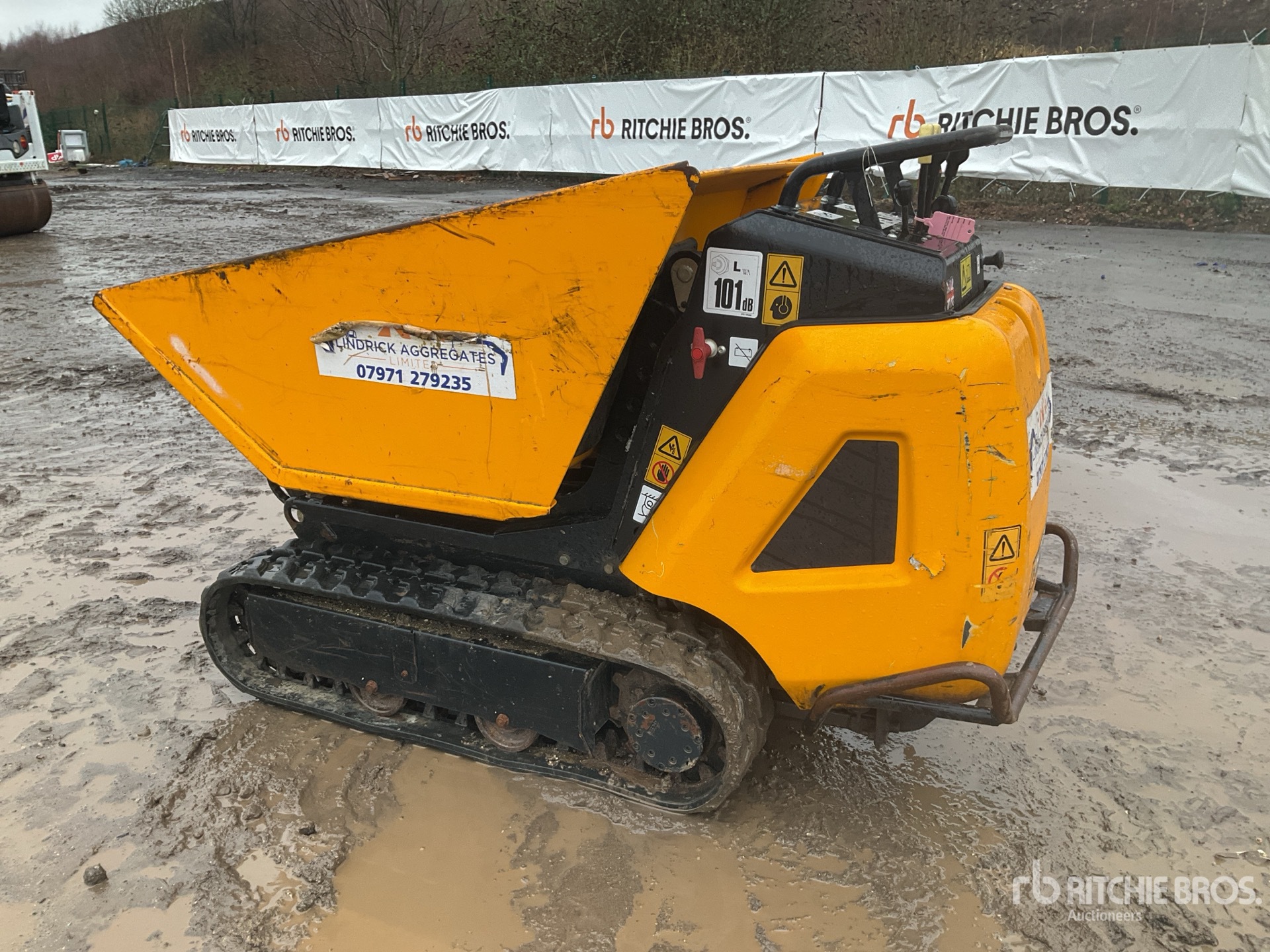 Aspect général with Image, coin arrière gauche