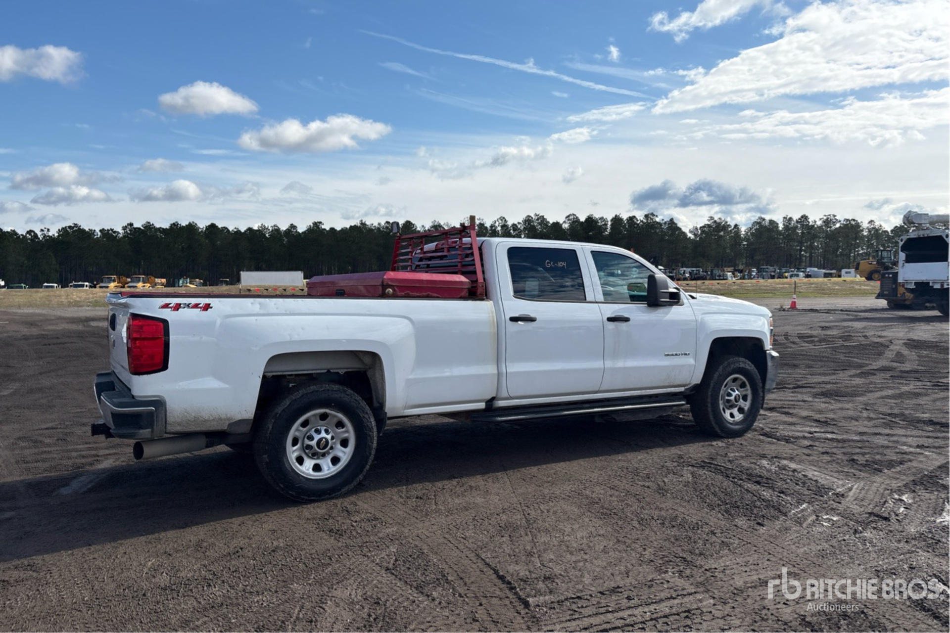 General Appearance with Bild, Ecke hinten rechts